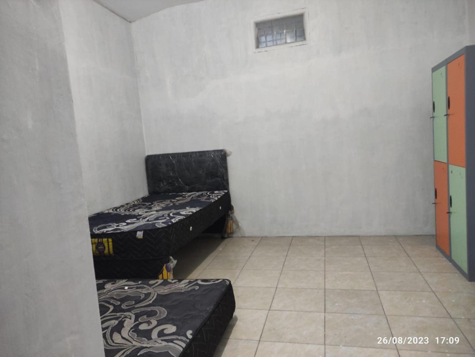 Budget Double Room photo 2