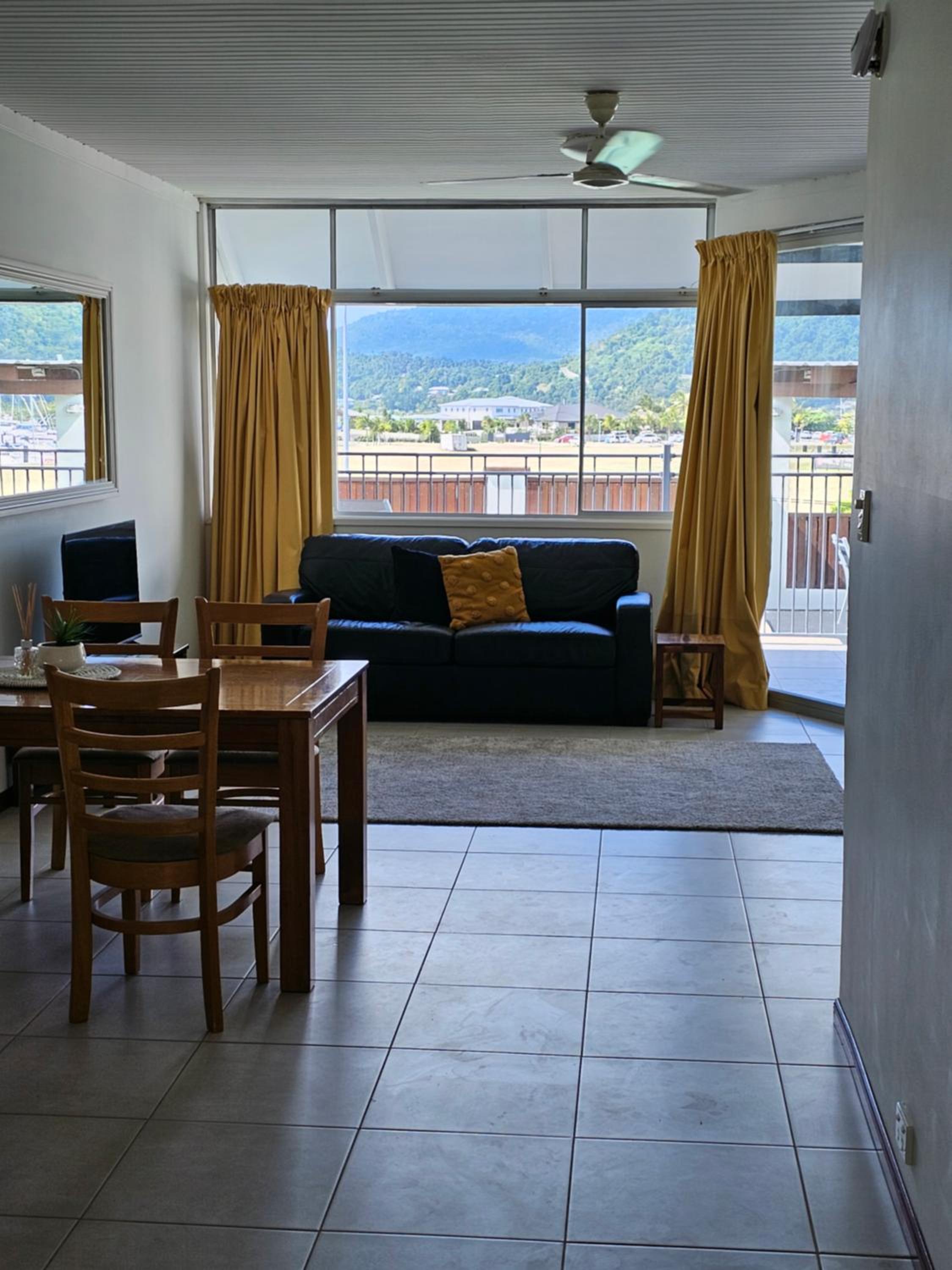One-Bedroom Apartment with Ocean View - Photo 41
