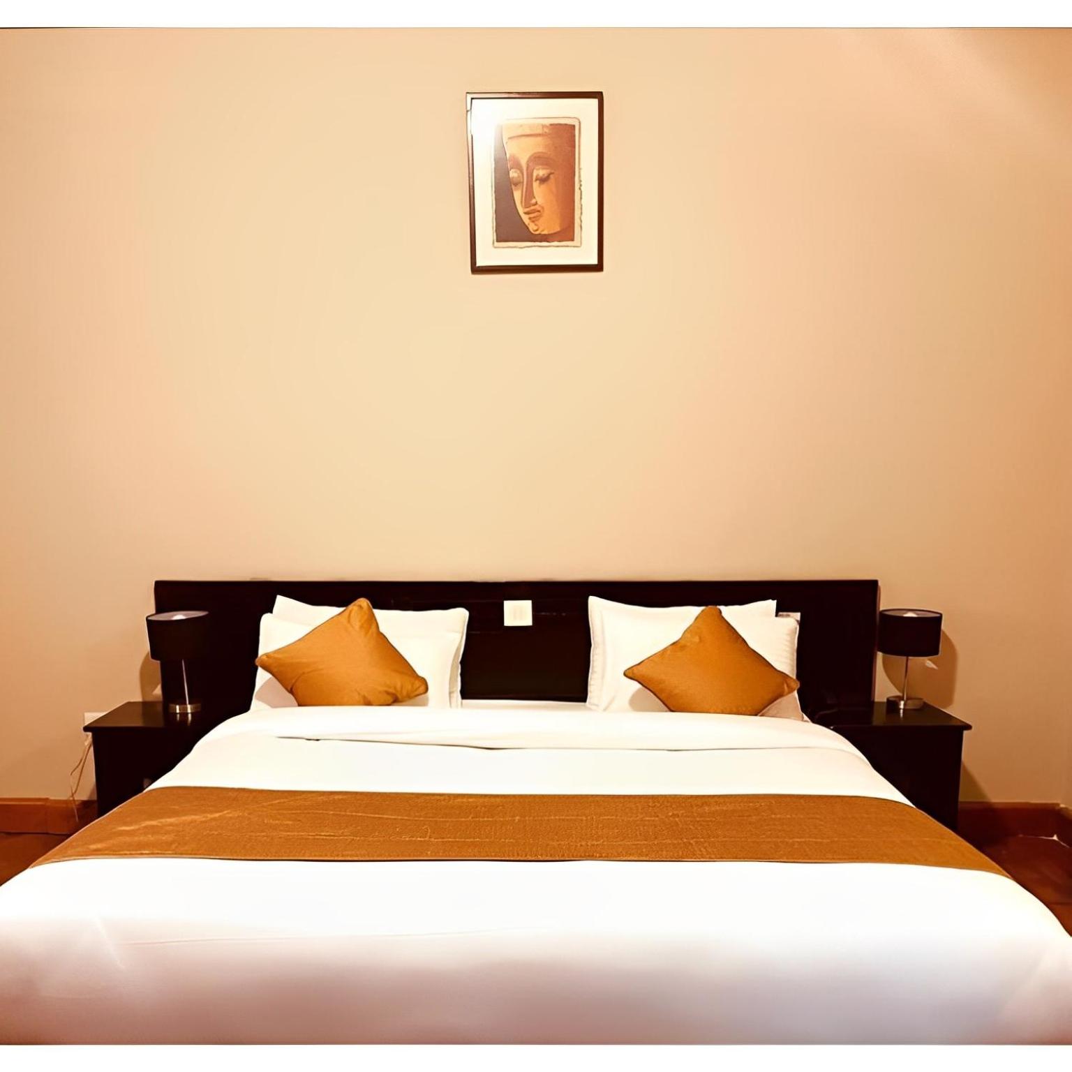 Deluxe King Room photo 1