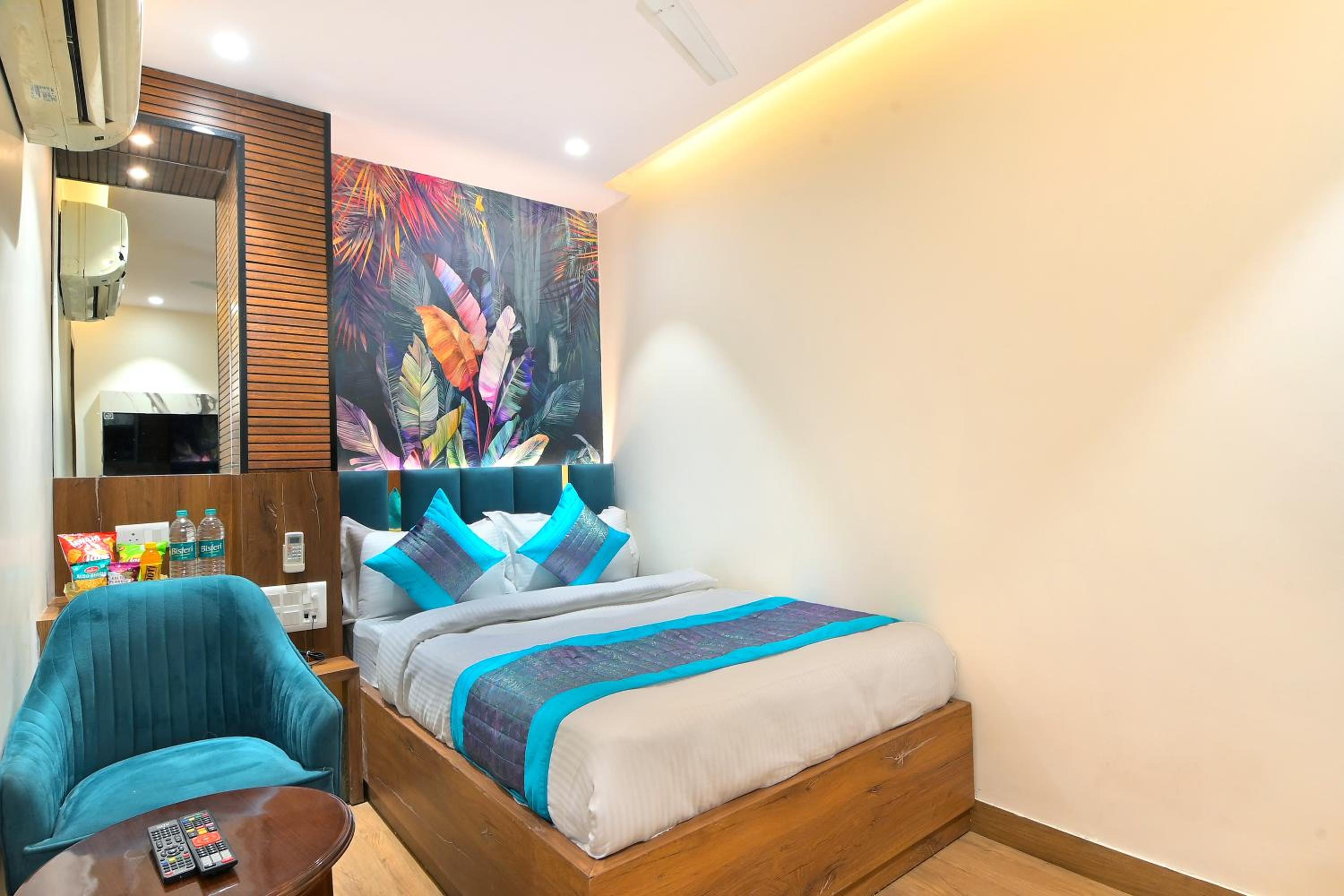 Deluxe Single Room - Non View photo 2