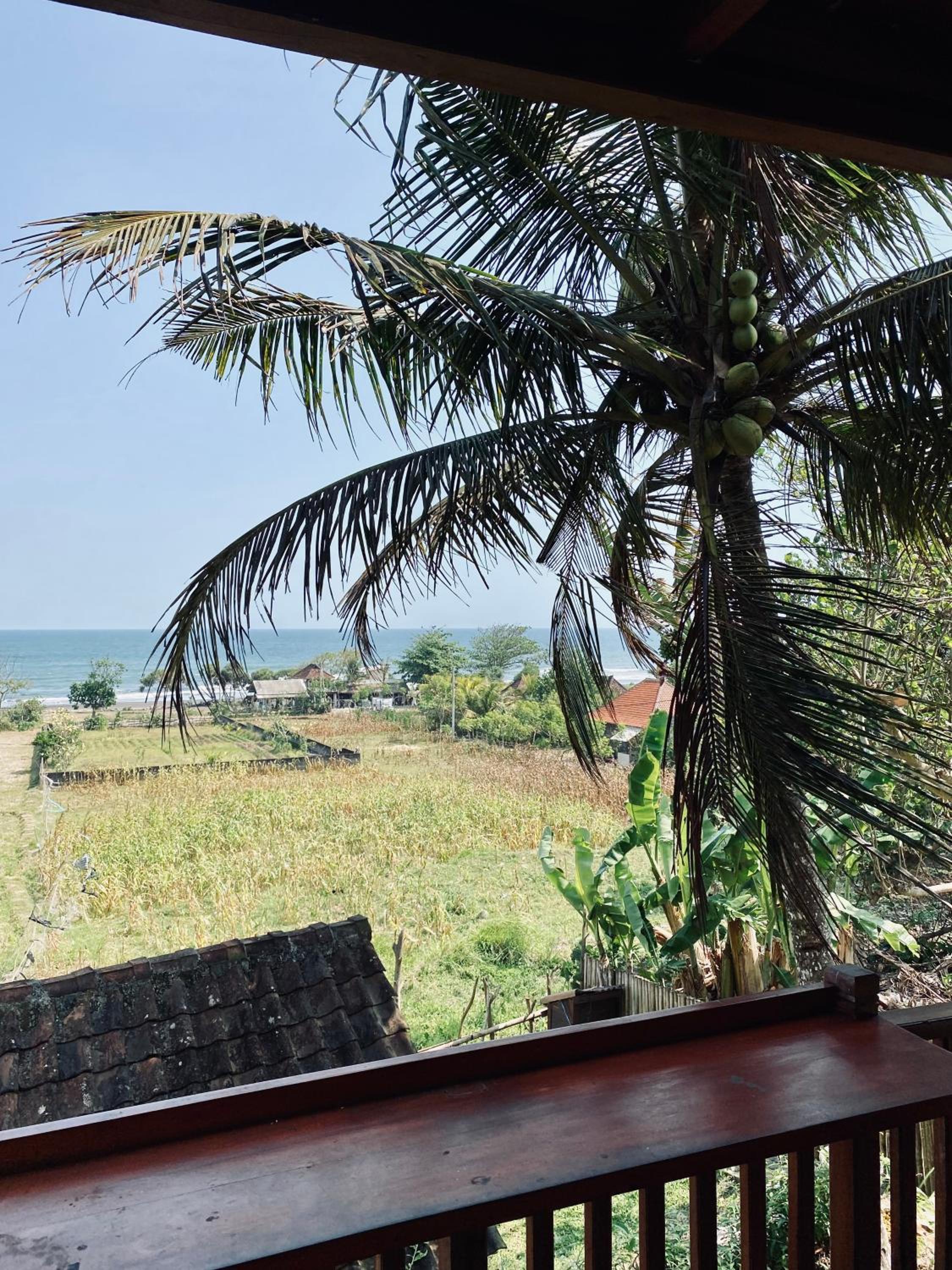 Deluxe Twin Room with Sea View - Photo 4