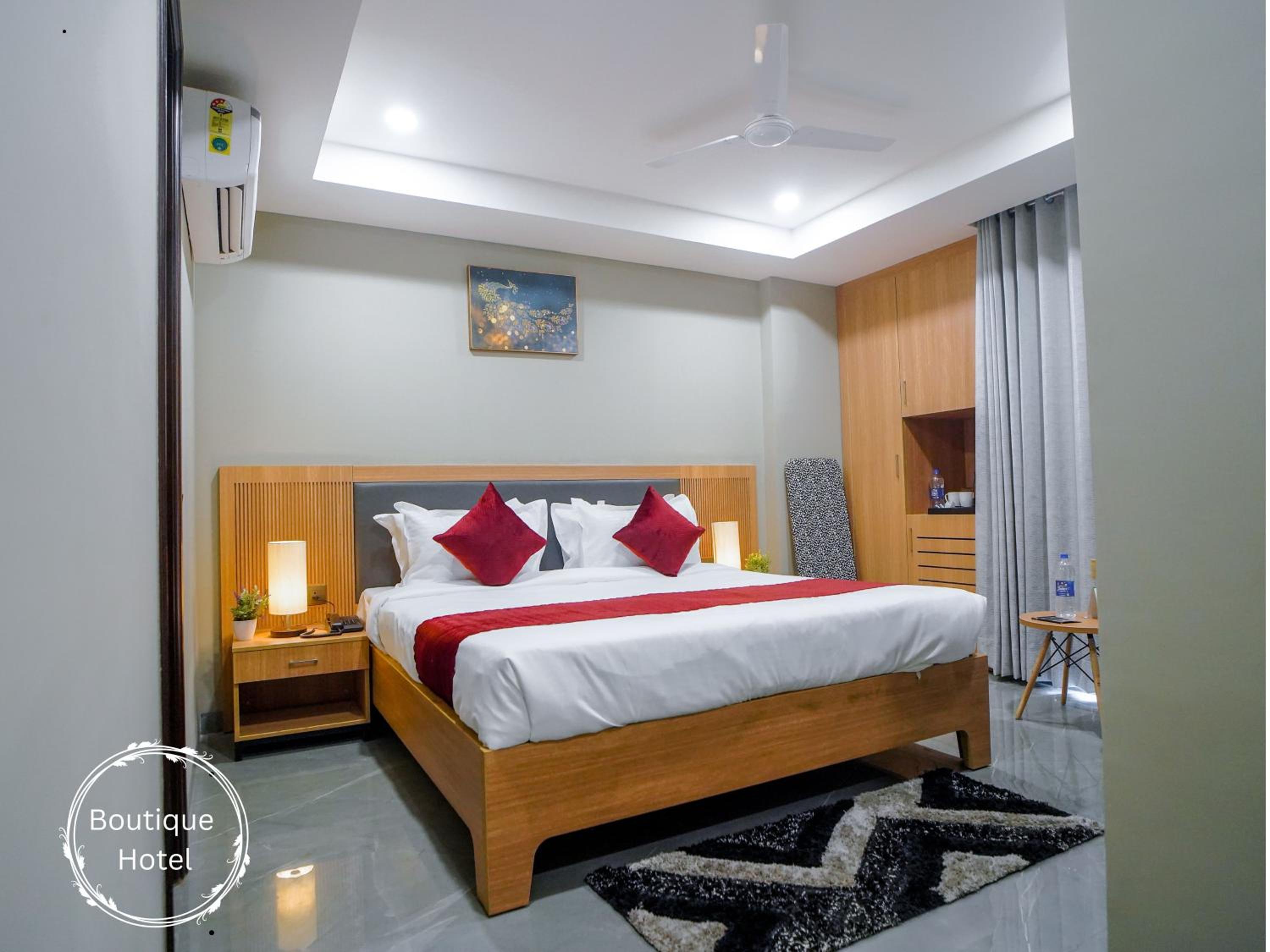 Day Use Room for 6 Hours, From 10 AM to 6 PM