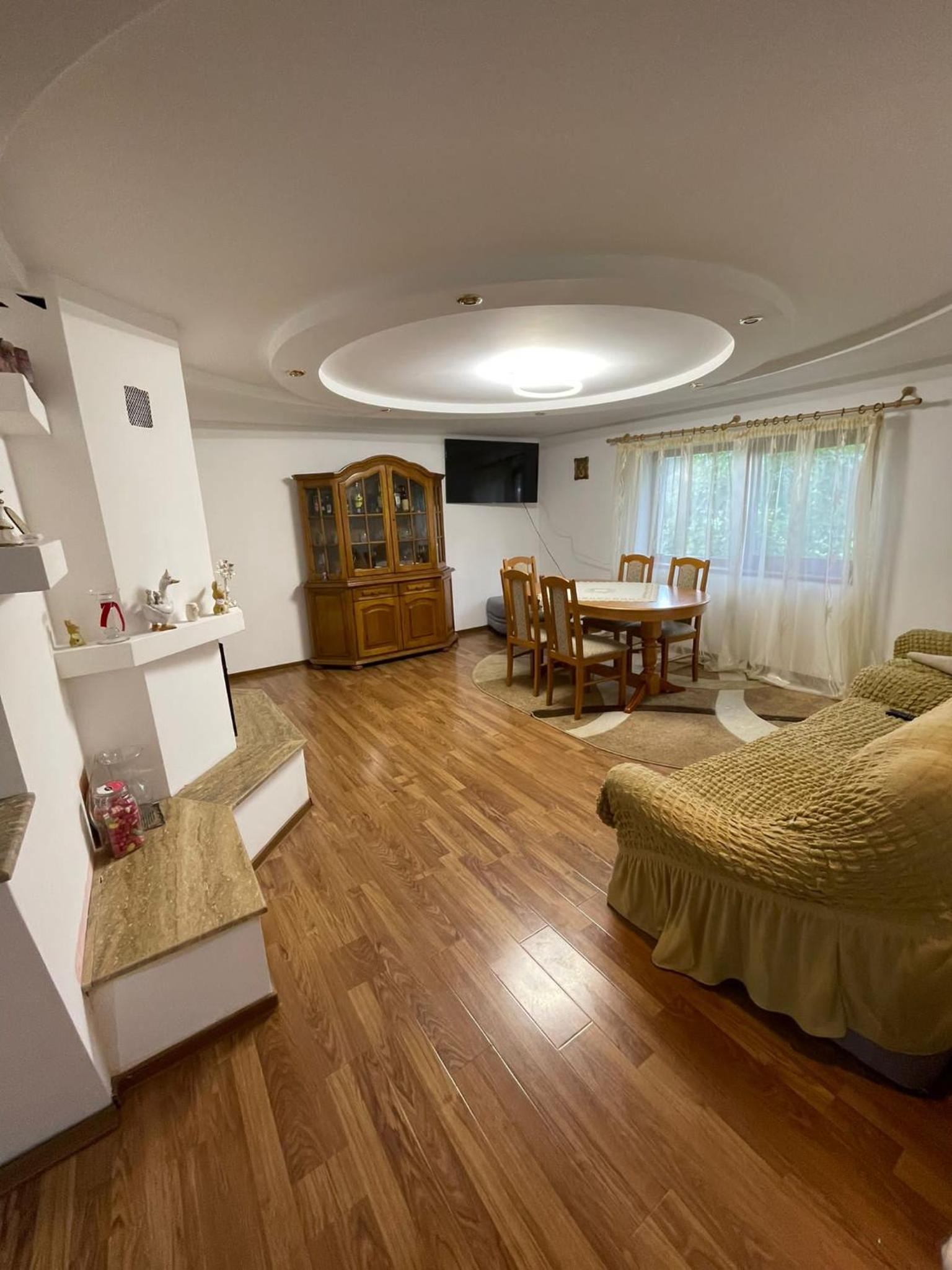 Three-Bedroom Deluxe Apartment photo 3