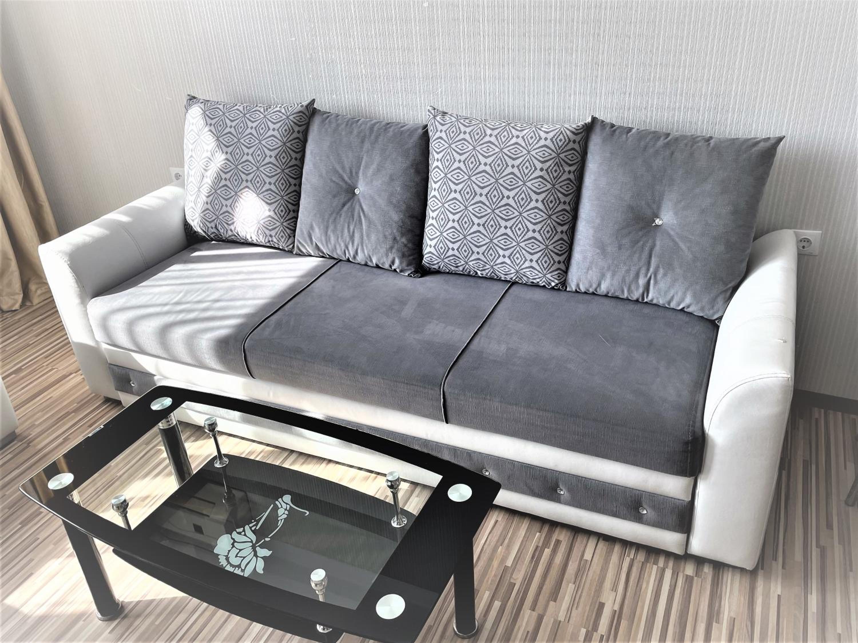 Two-Bedroom Apartment with Terrace photo 3