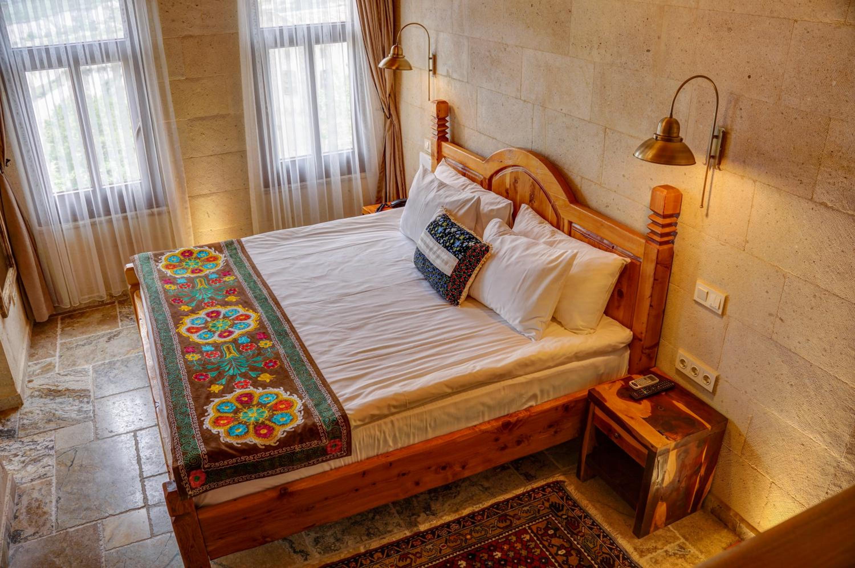 Premium Suite - Photo 18