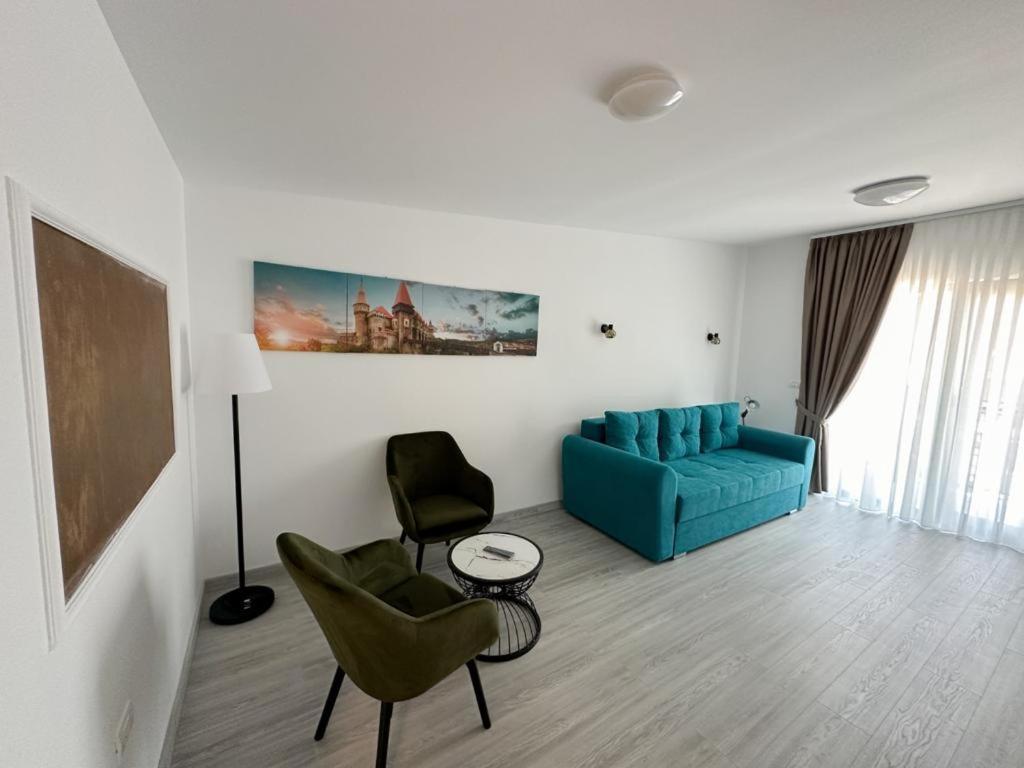 Apartment photo 2