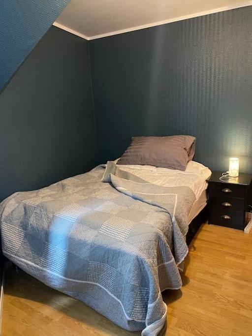 One-Bedroom Apartment photo 3