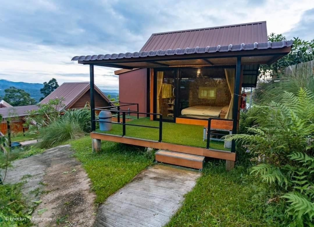 Cottage with Garden View
