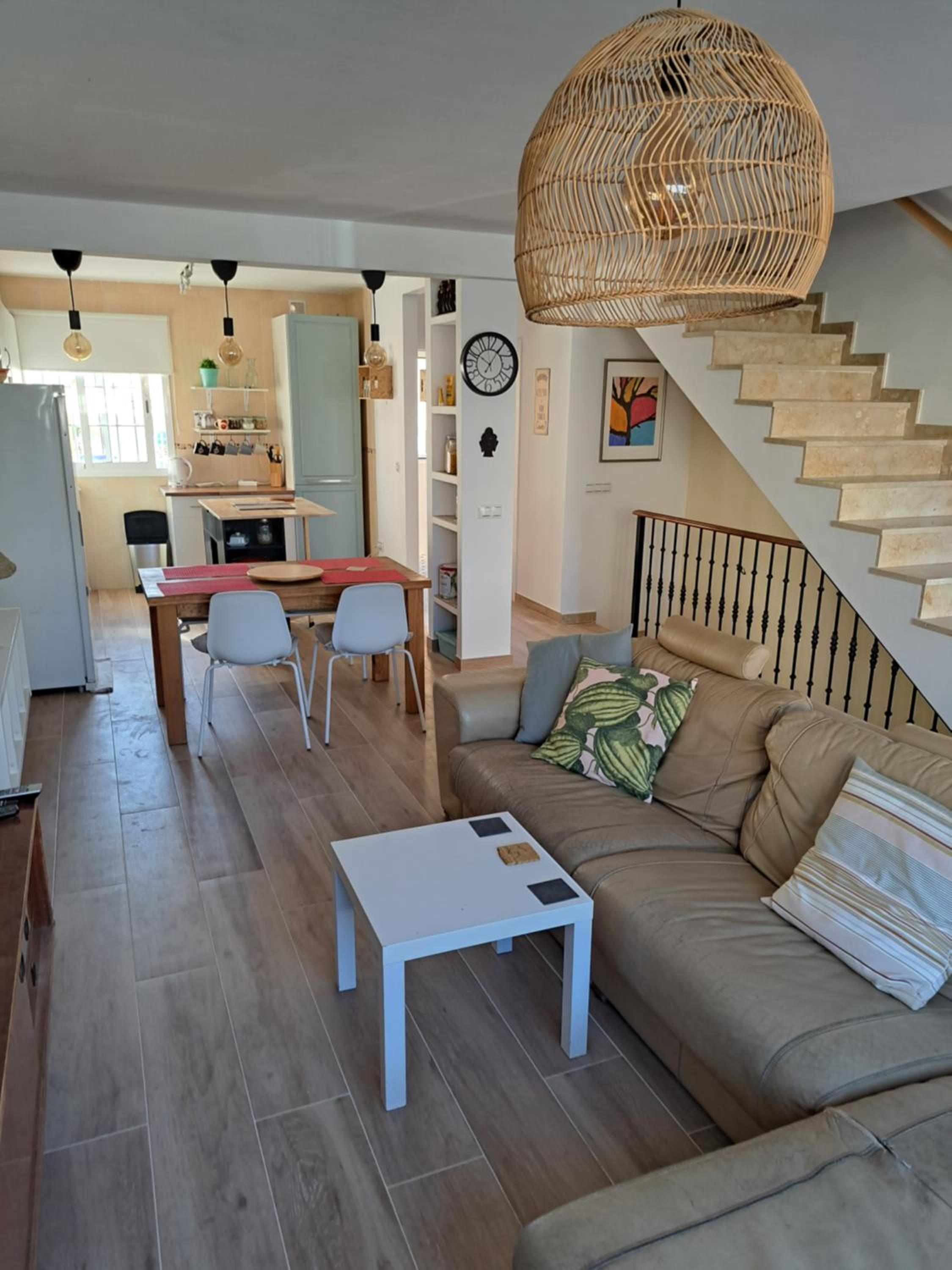 Casa de cuatro habitaciones
