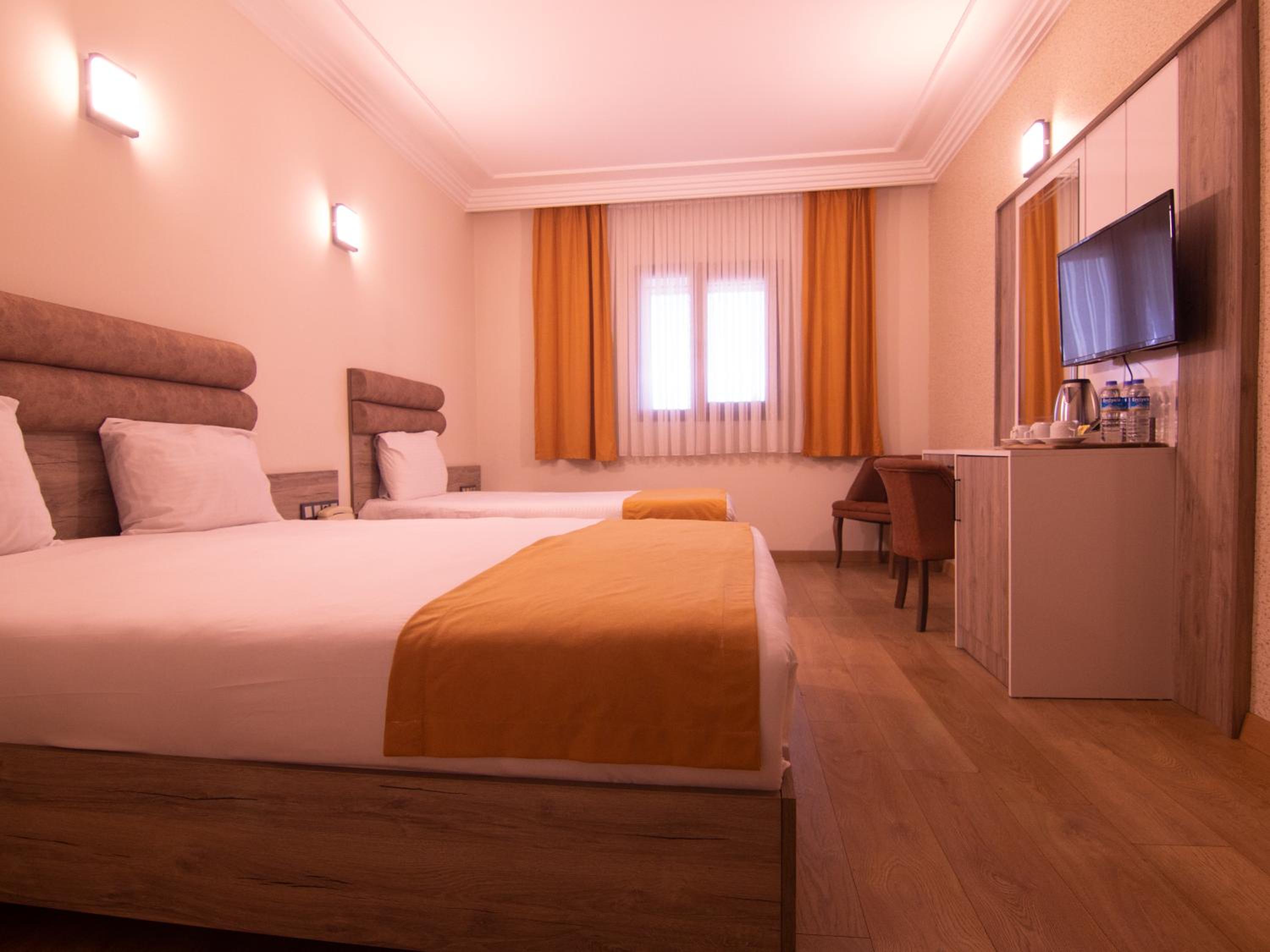 Triple Room photo 2