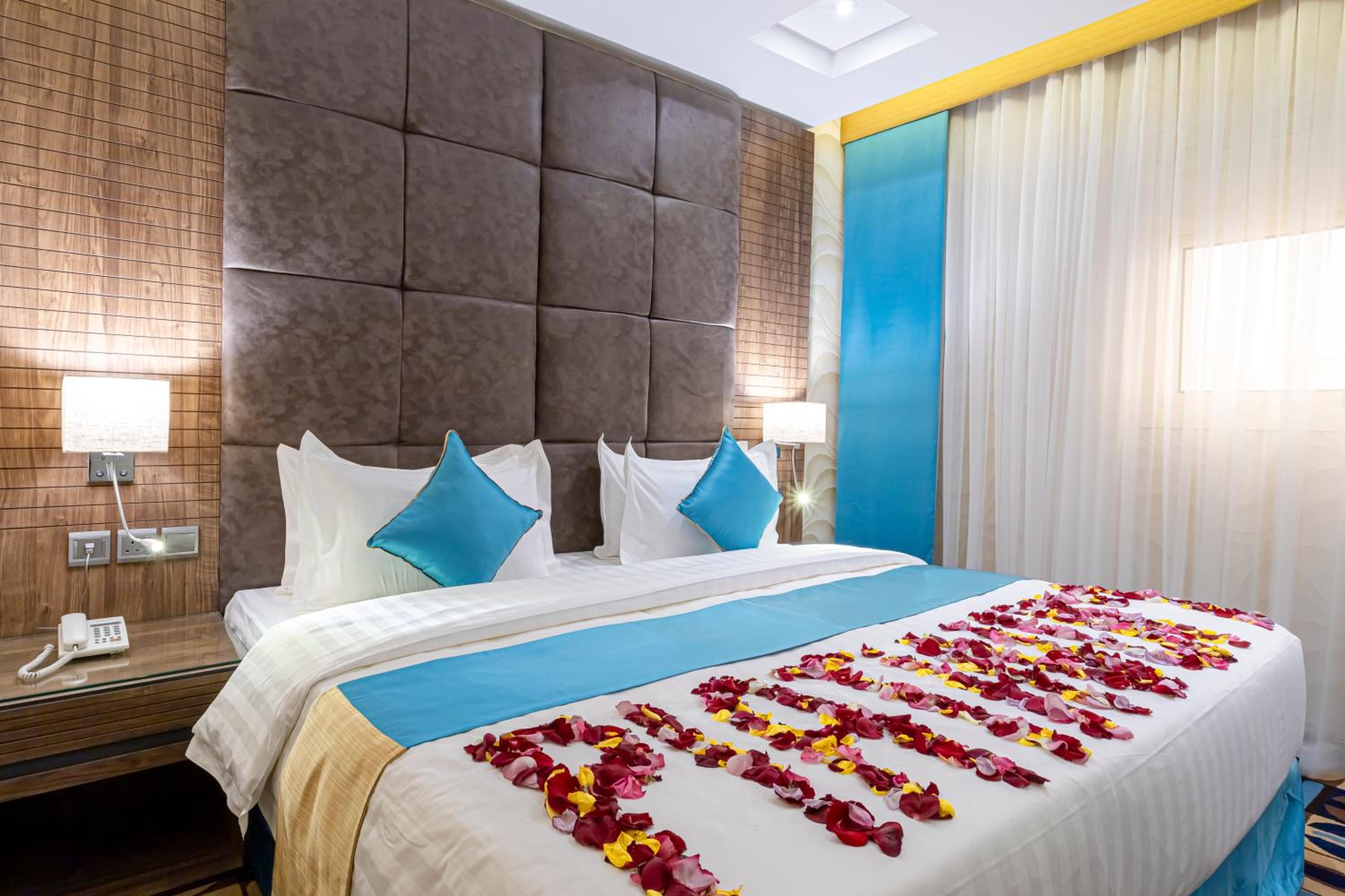 Standard Double or Twin Room - Photo 2