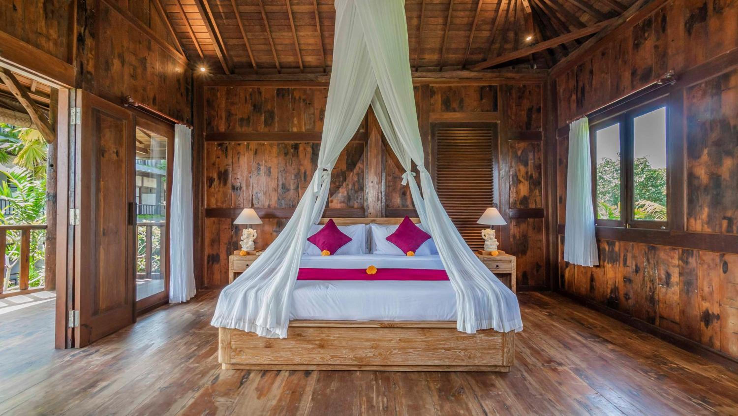 Superior King Room - Photo 1