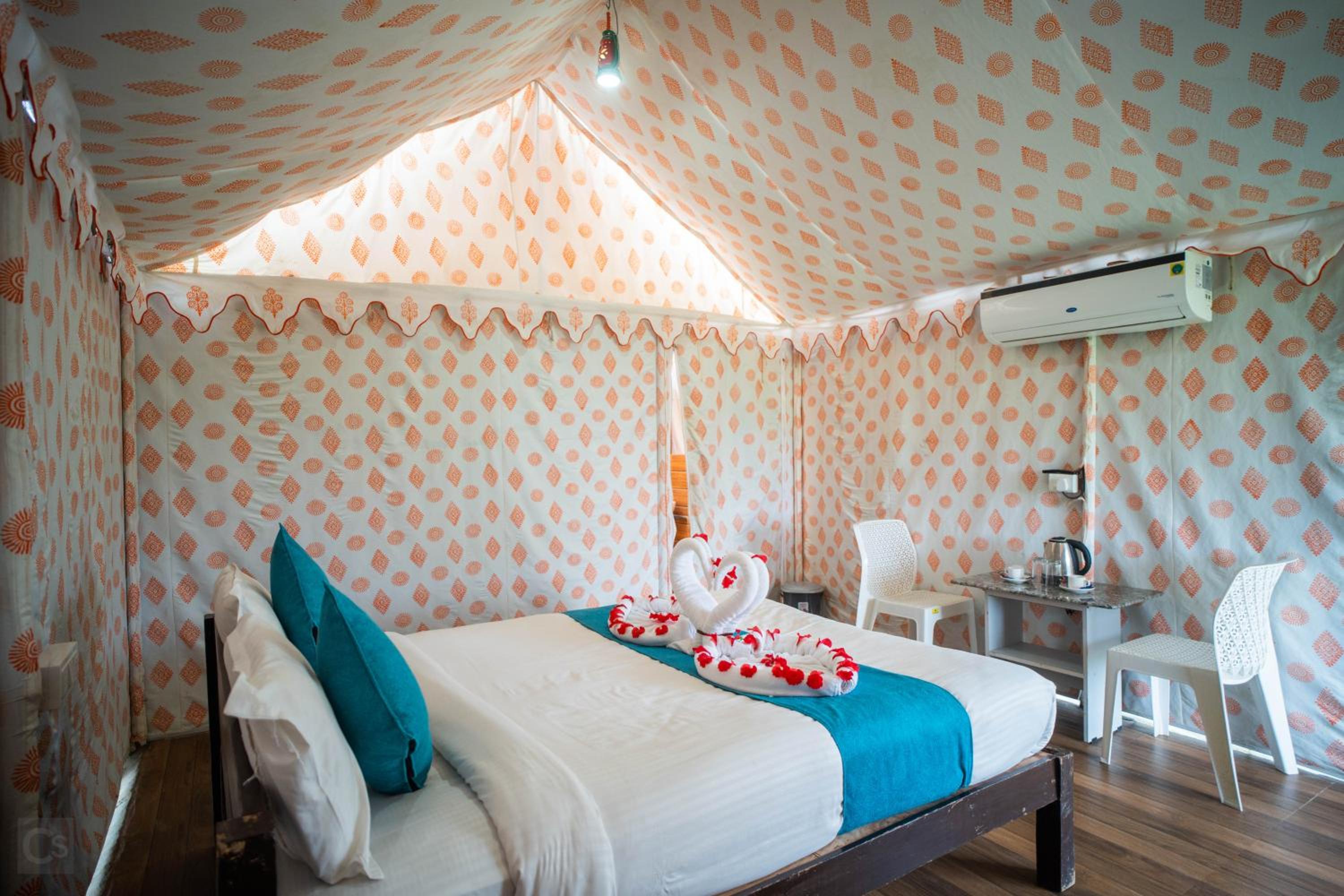 Tent - Photo 14
