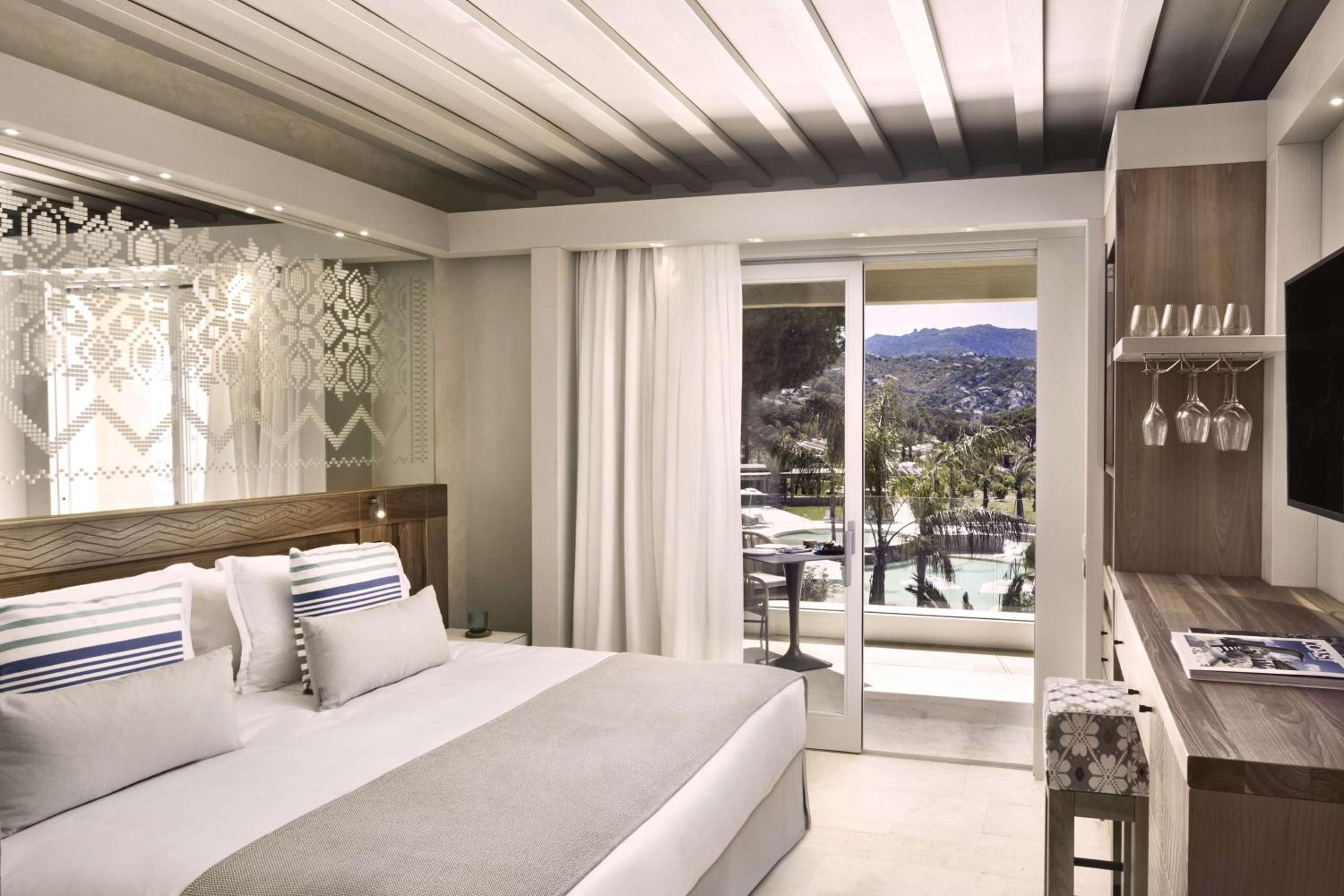 King Room with Garden View