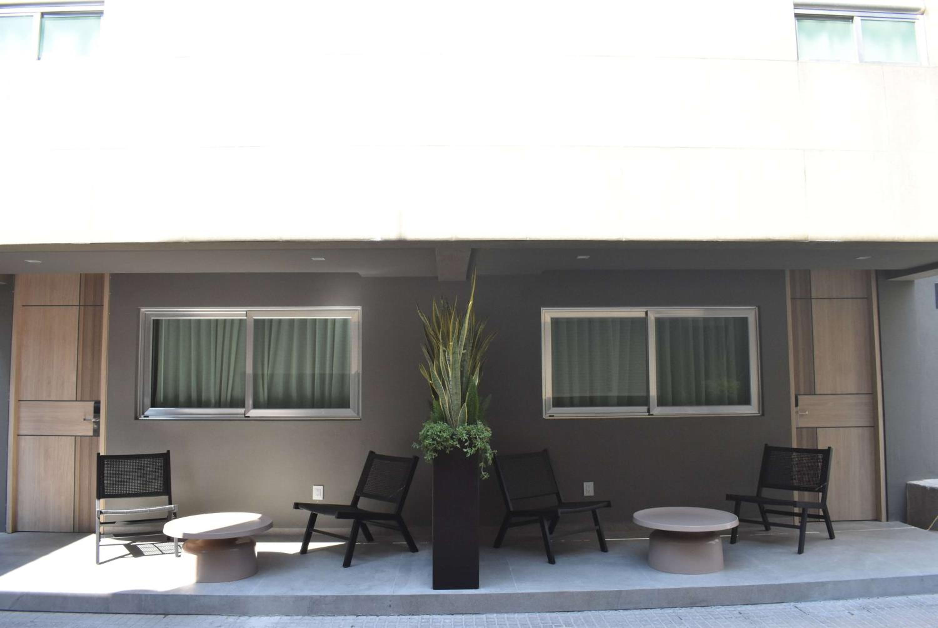 King Bungalow Suite, Non-Smoking photo 1