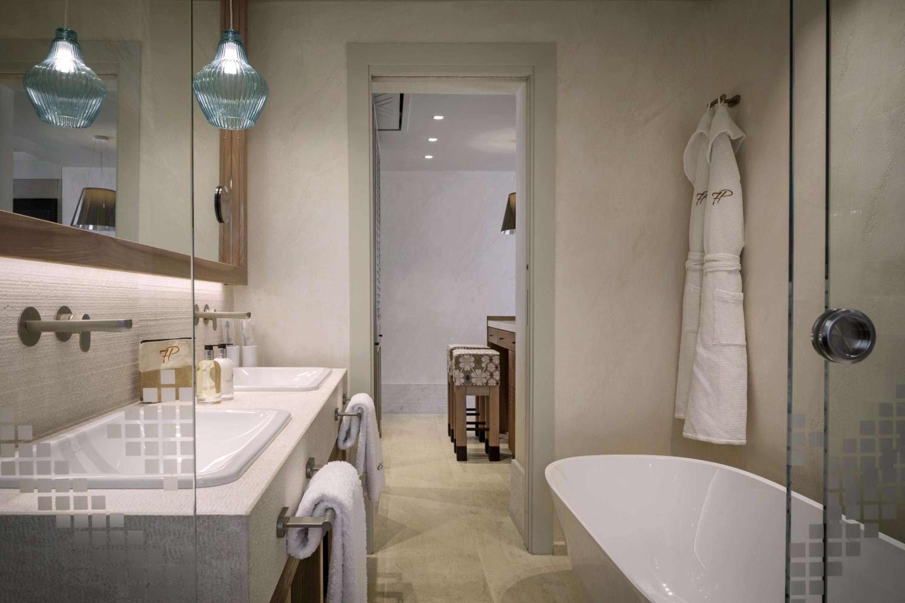Beach Suite - Photo 13