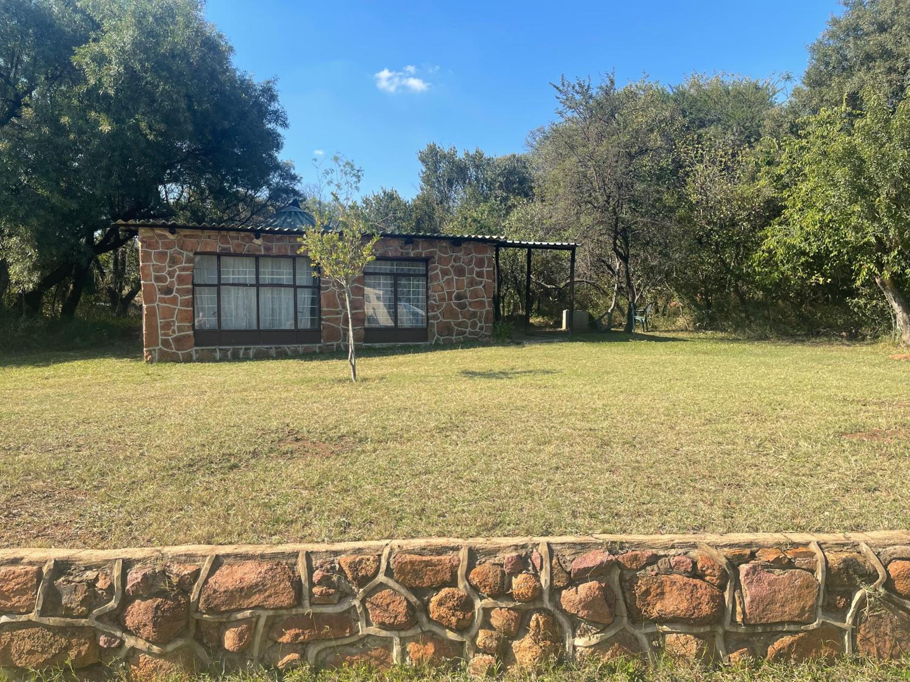 Two-Bedroom Cottage photo 3