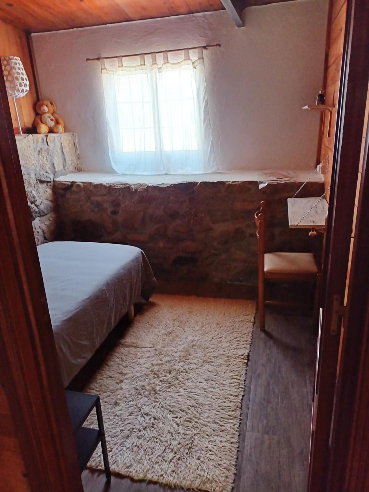 Casa de cuatro habitaciones