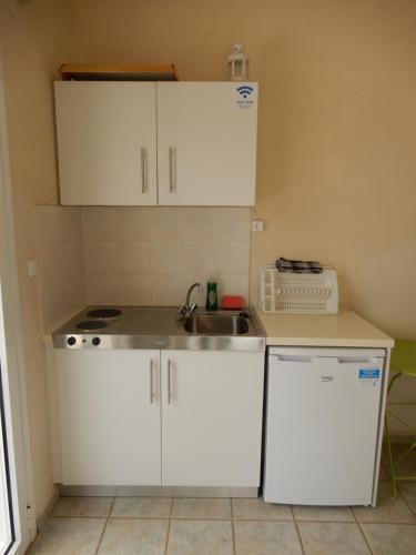 One-Bedroom Apartment (3 Adults) photo 2