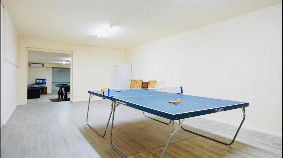 Four-Bedroom House photo 2