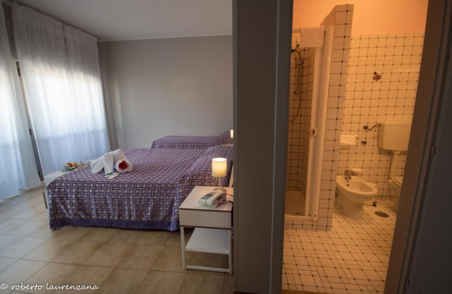 Quadruple Room - Photo 2