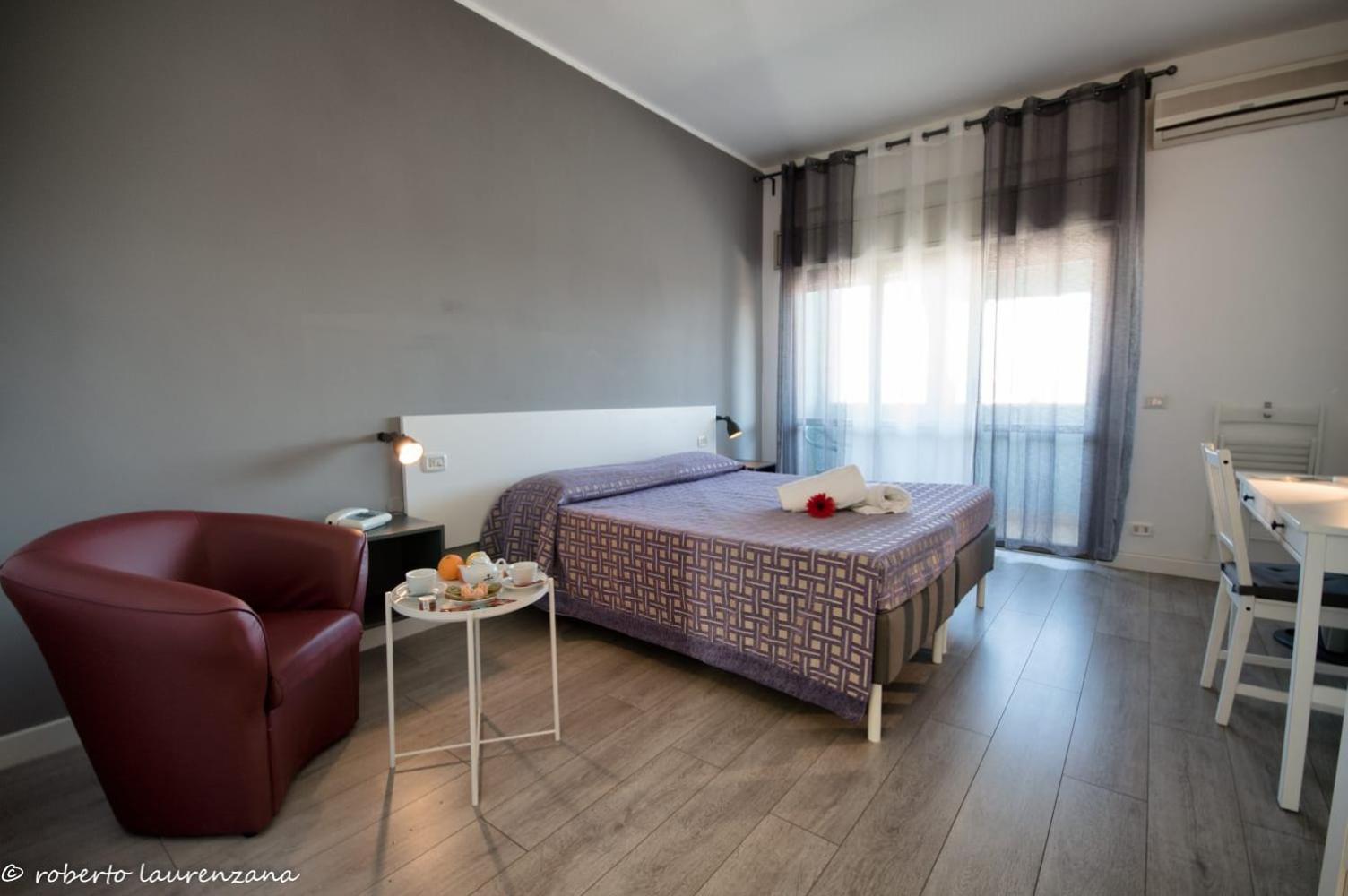 Superior Double or Twin Room with Balcony - Photo 9