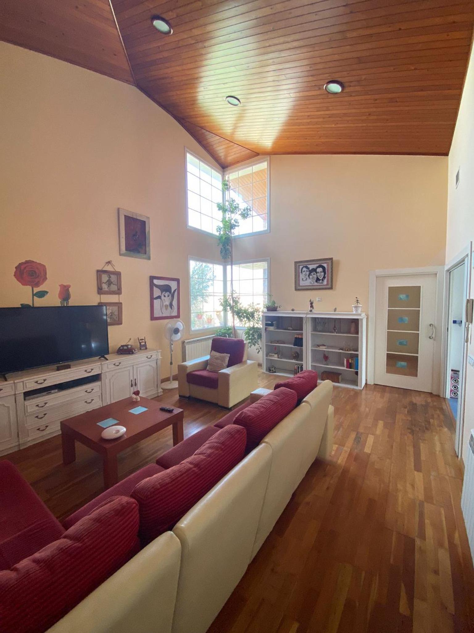 Casa de cuatro habitaciones