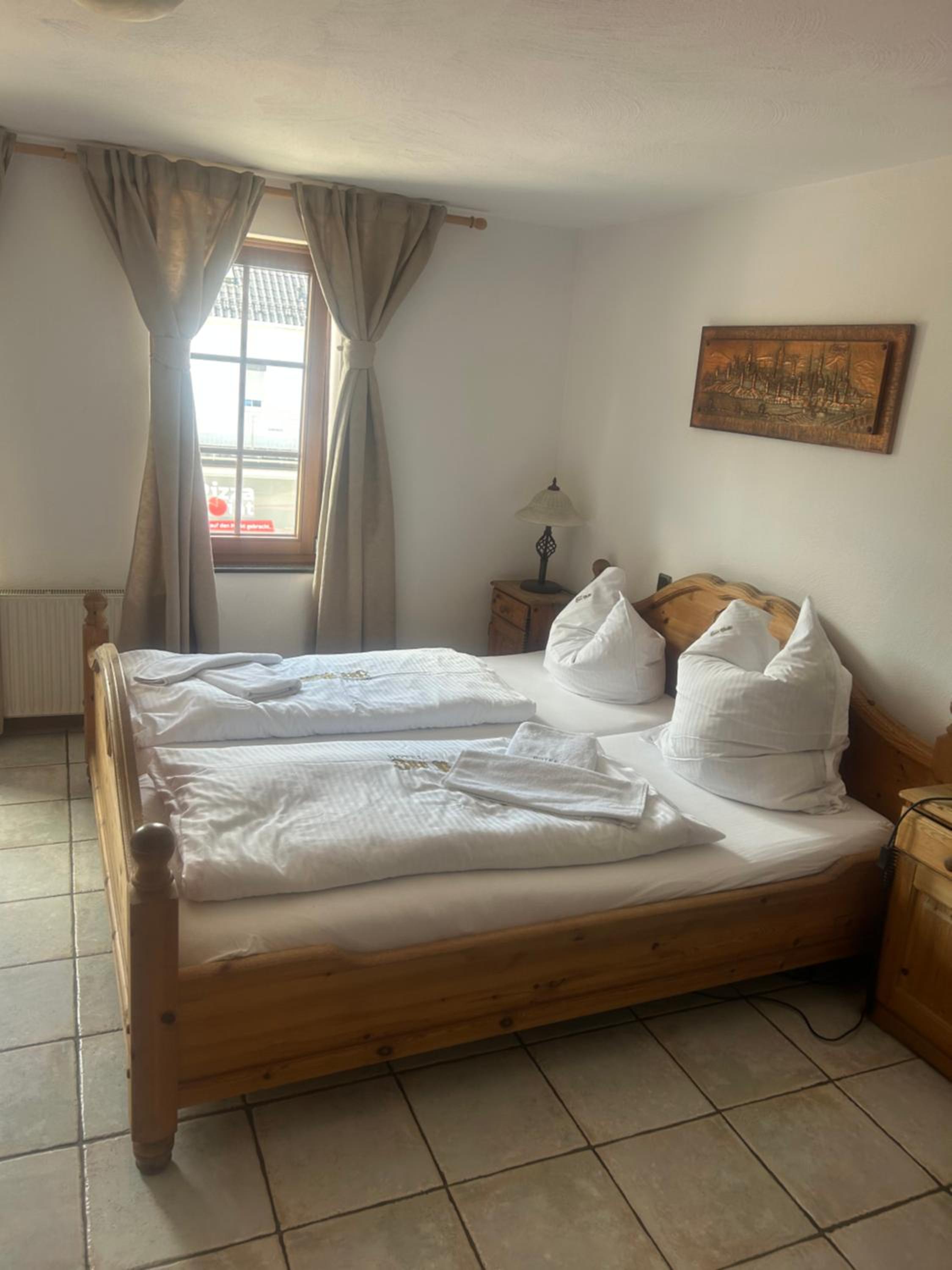 Standard Double Room - Photo 2
