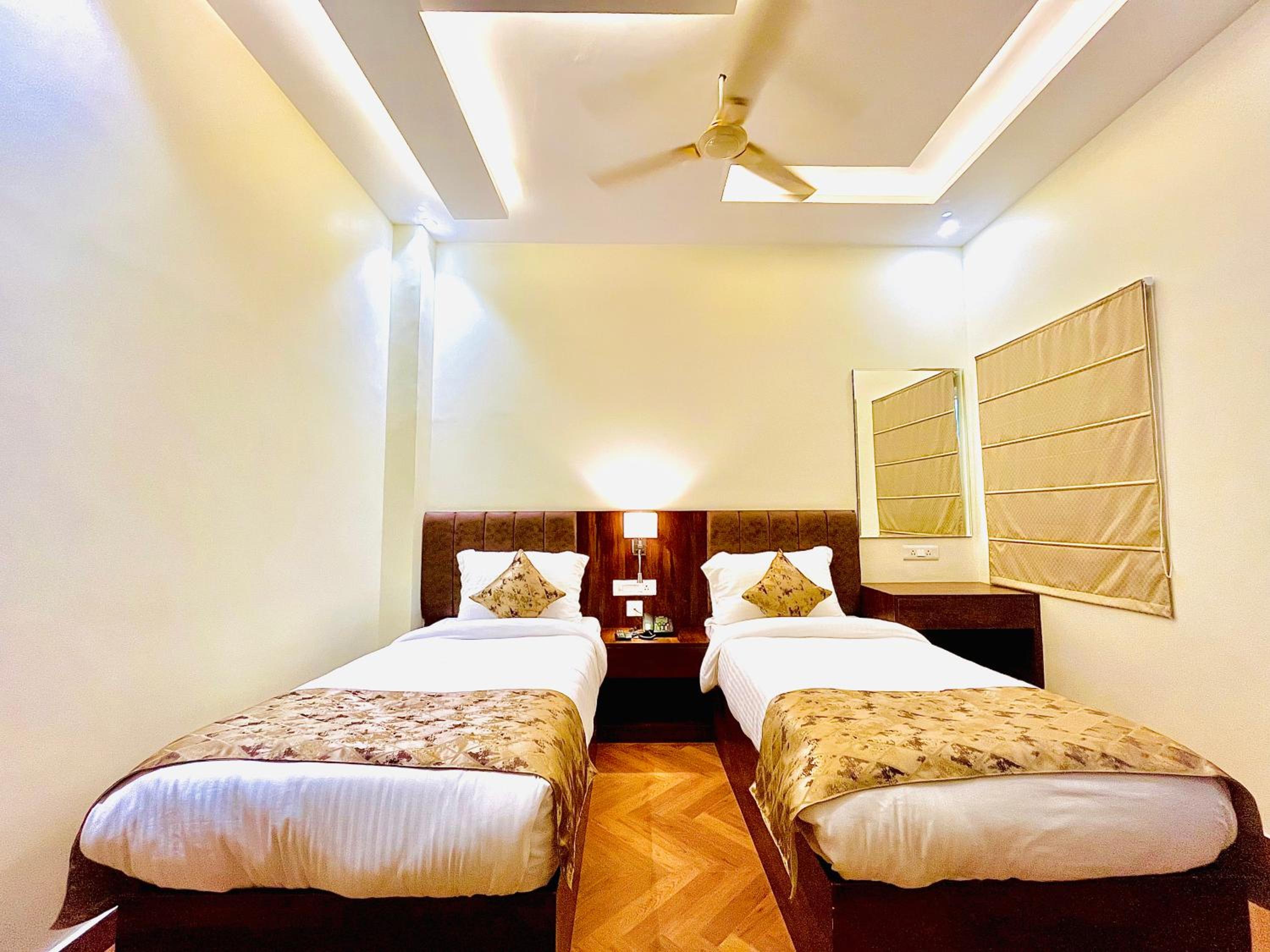 Budget Double Room photo 2
