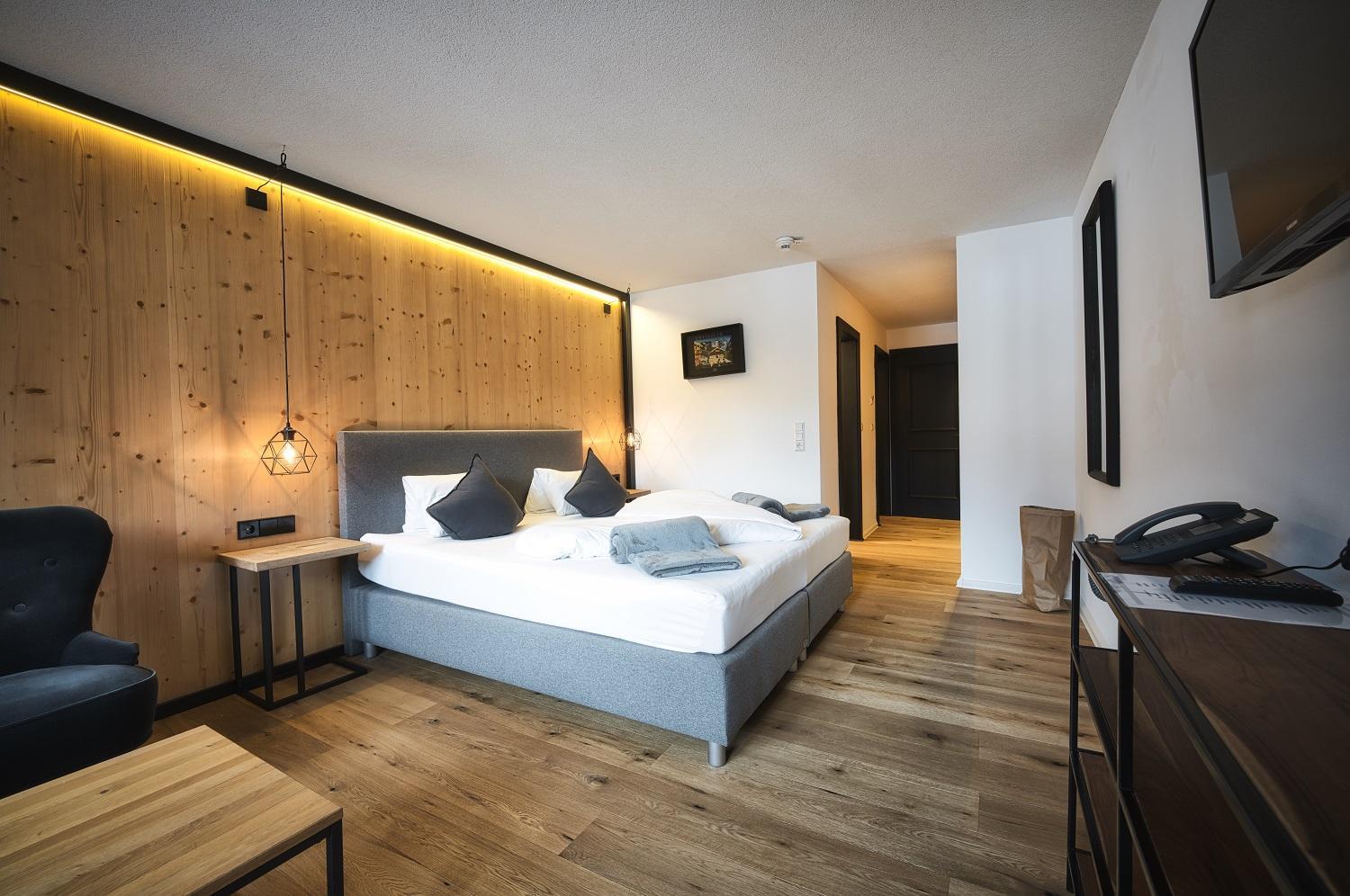Comfort Double Room with Balcony - Photo 2