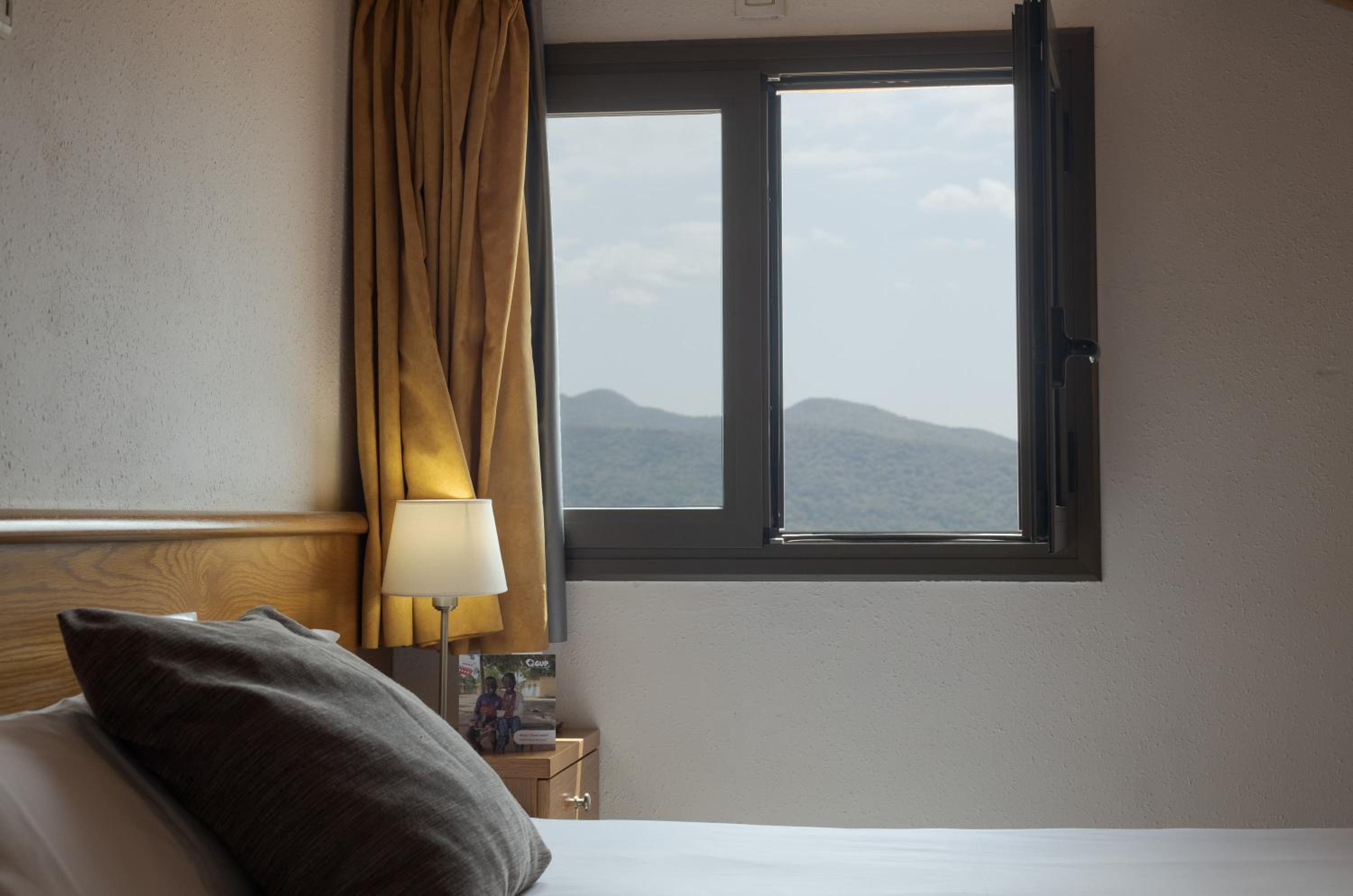 Standard Twin Room photo 2
