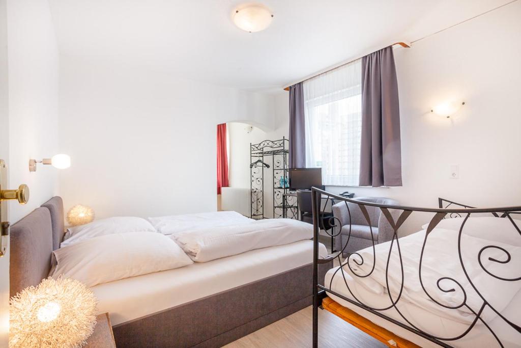Standard Comfort Room - Photo 5
