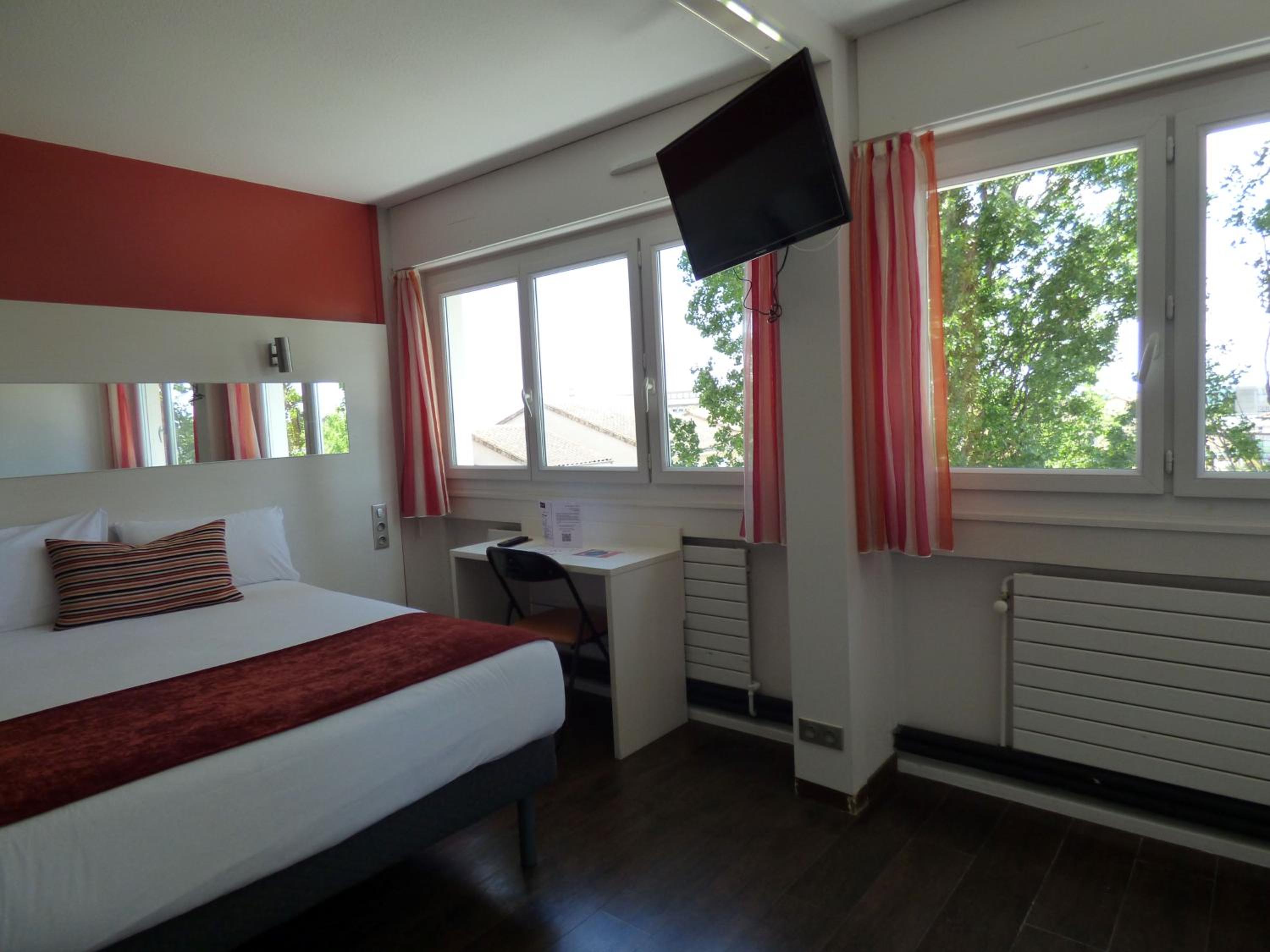 Superior Double or Twin Room photo 2