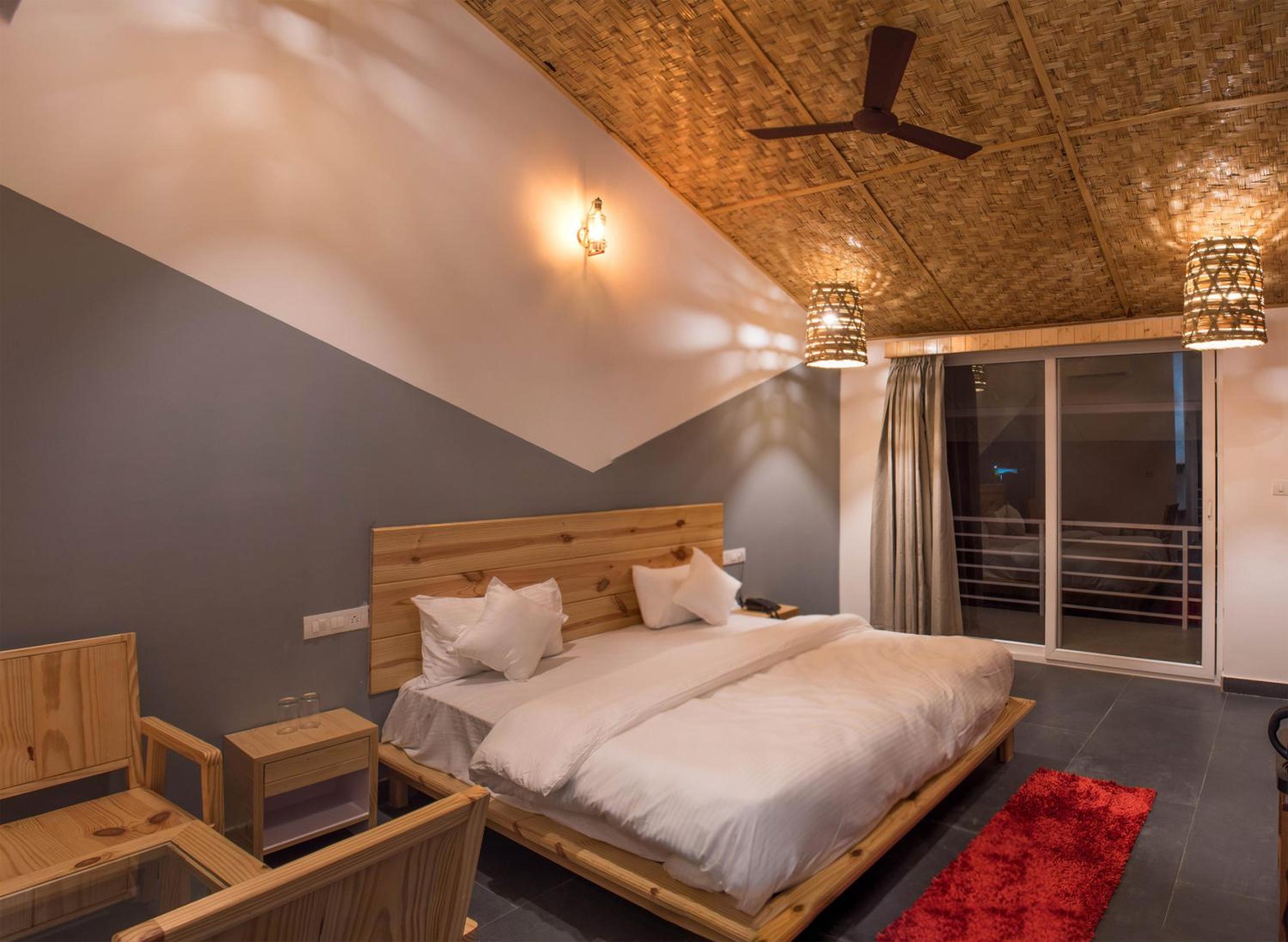 Deluxe Room - Photo 3