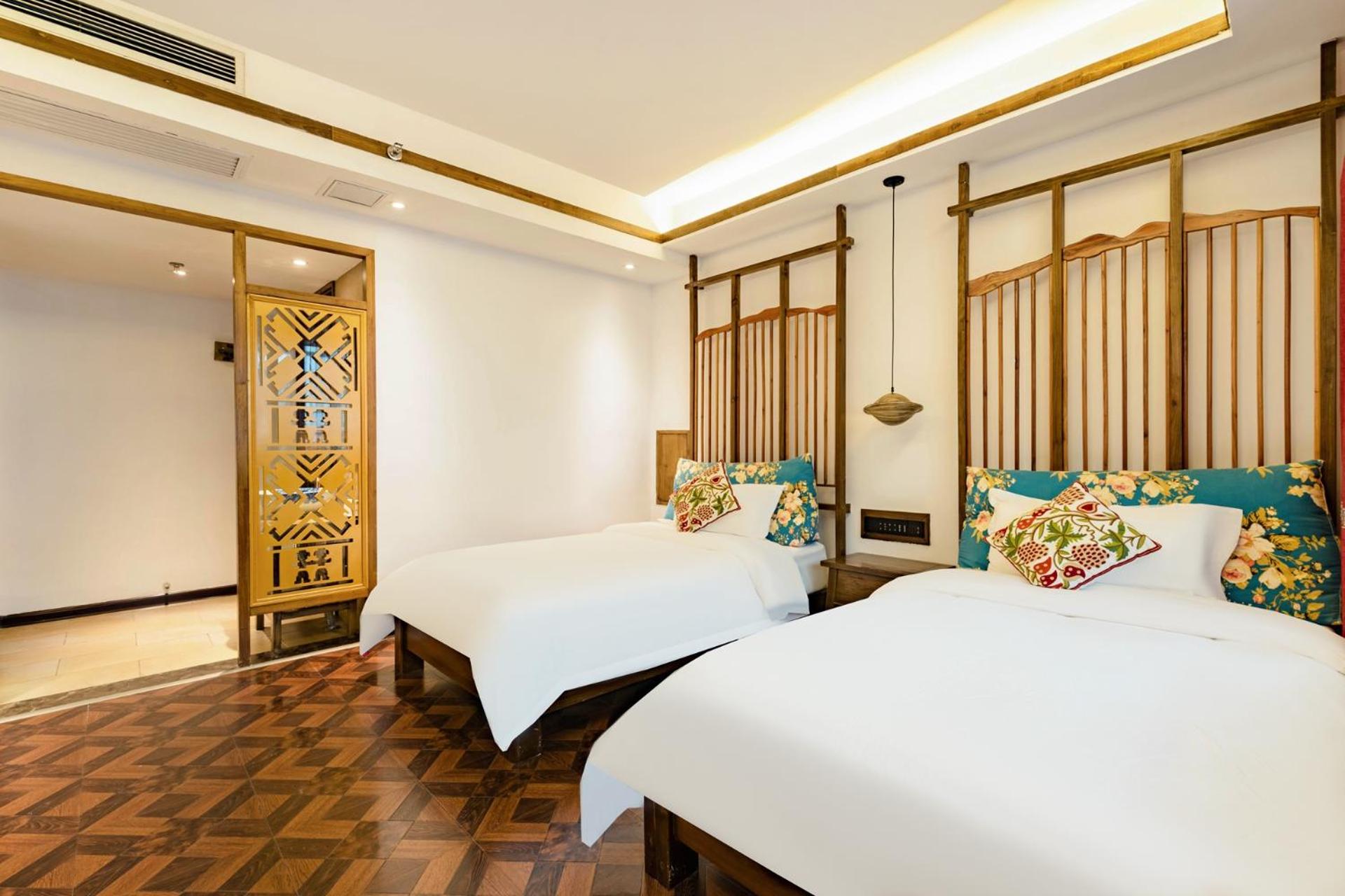 Twin Room with Private Bathroom photo 1