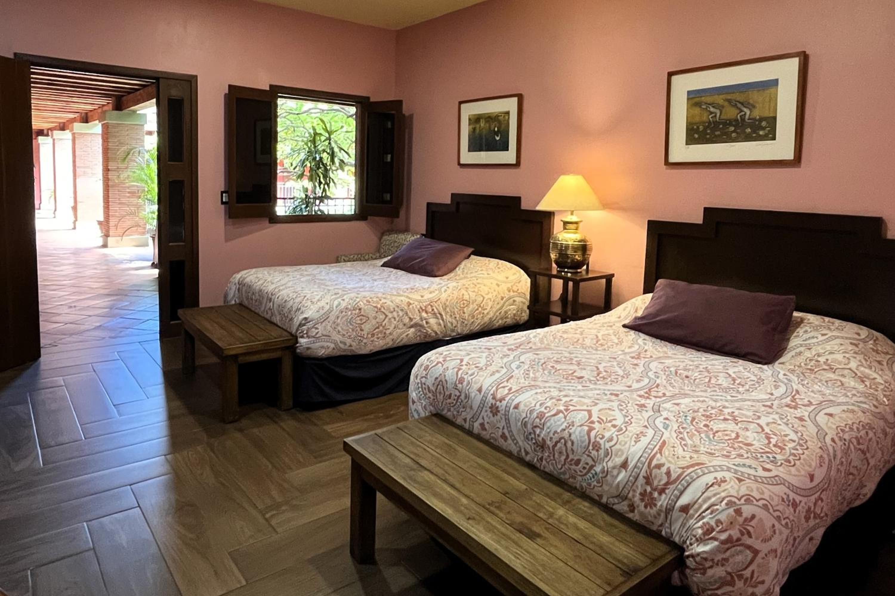 Standard Twin Room - Photo 1