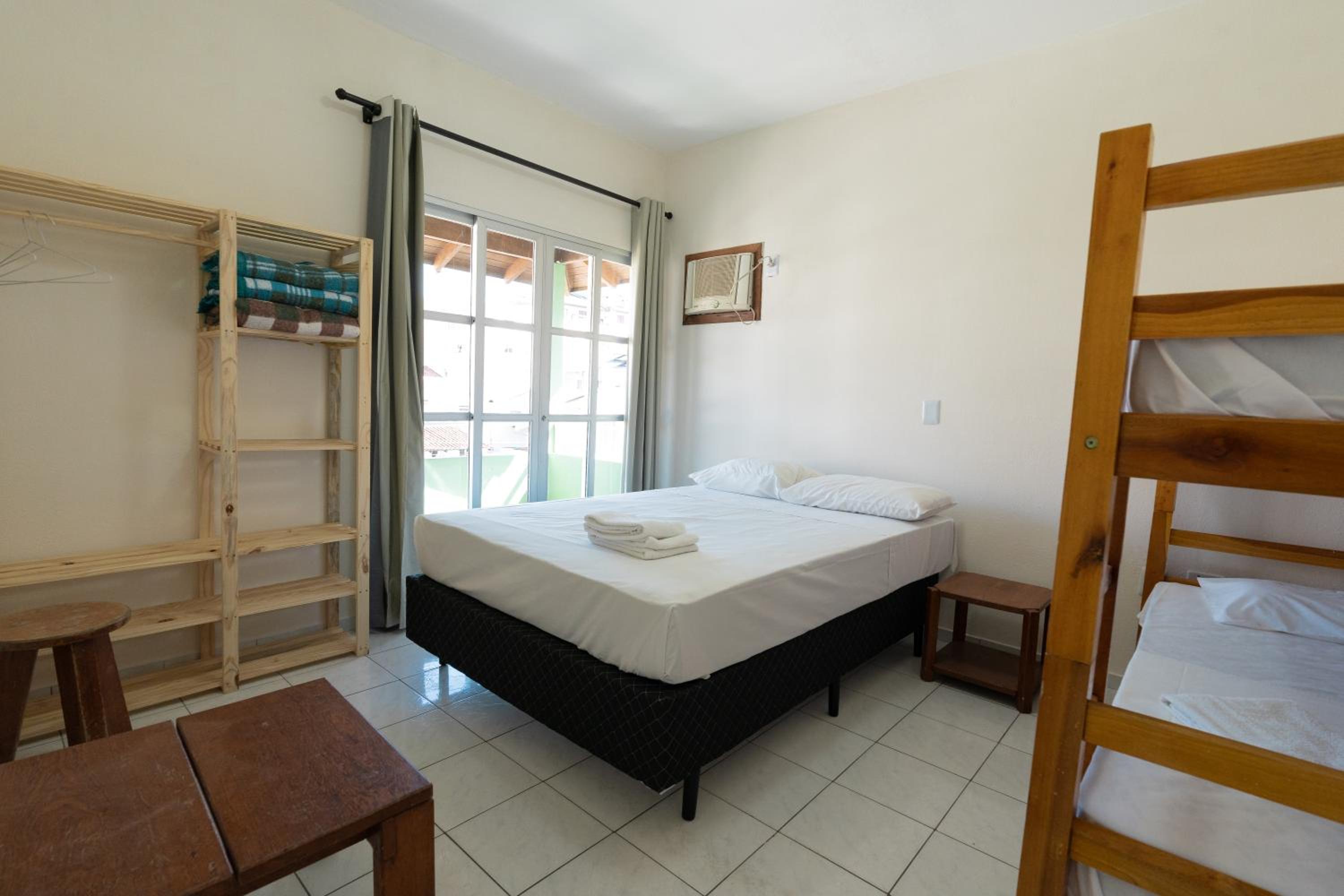 Economy Apartment with Balcony photo 3