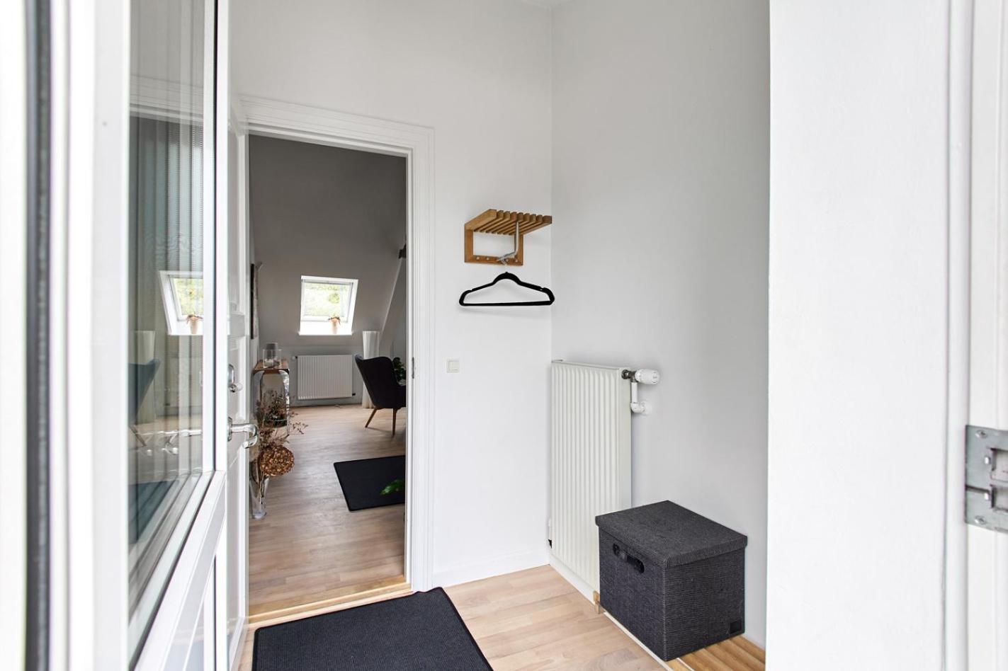 One-Bedroom Apartment photo 3