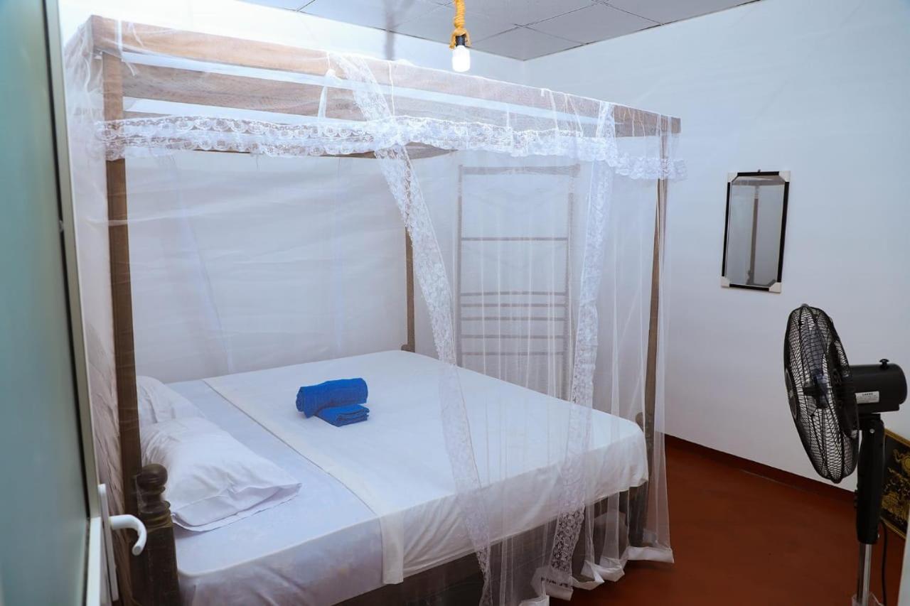 Budget Double Room photo 2