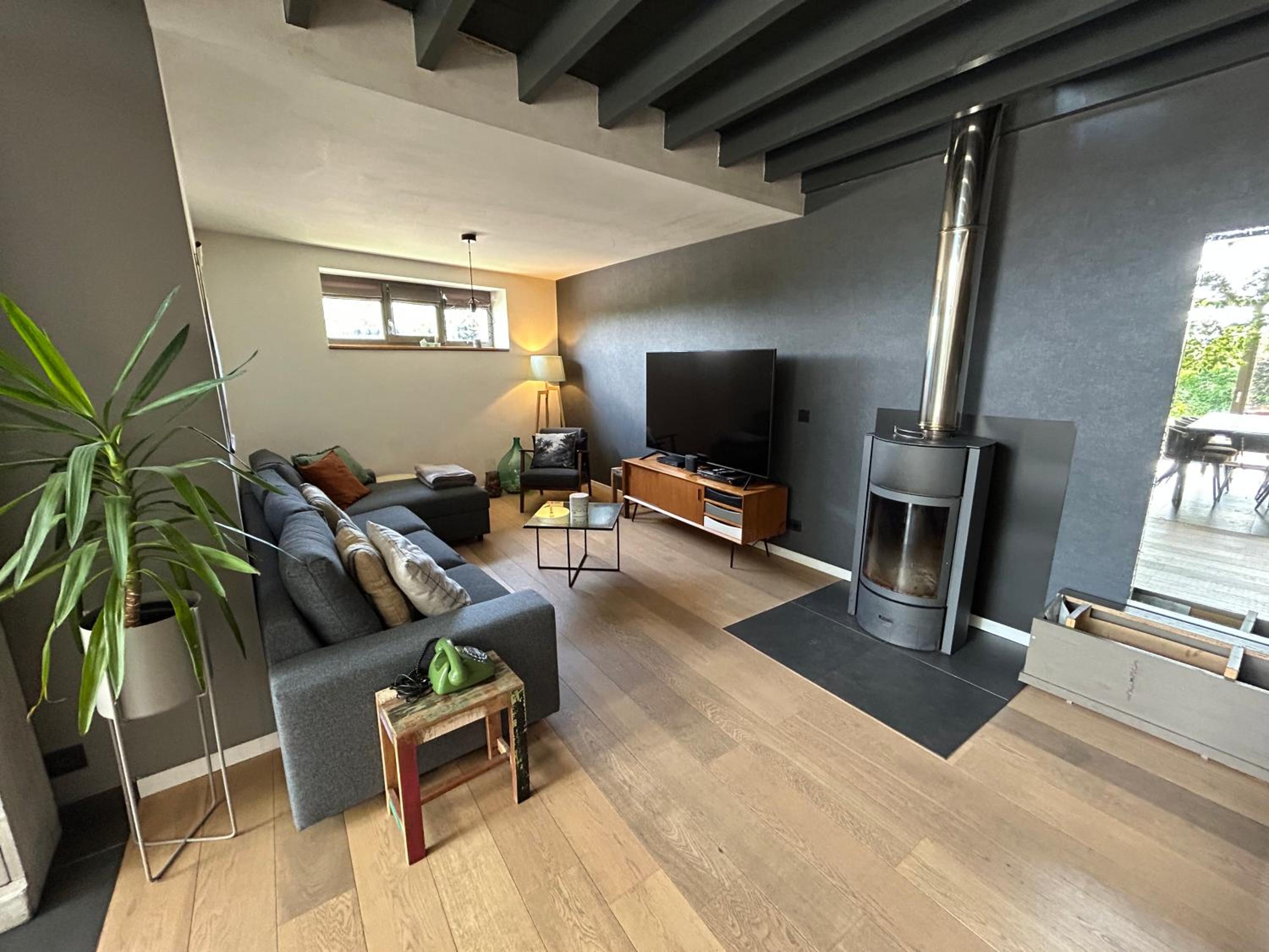 Two-Bedroom House photo 3