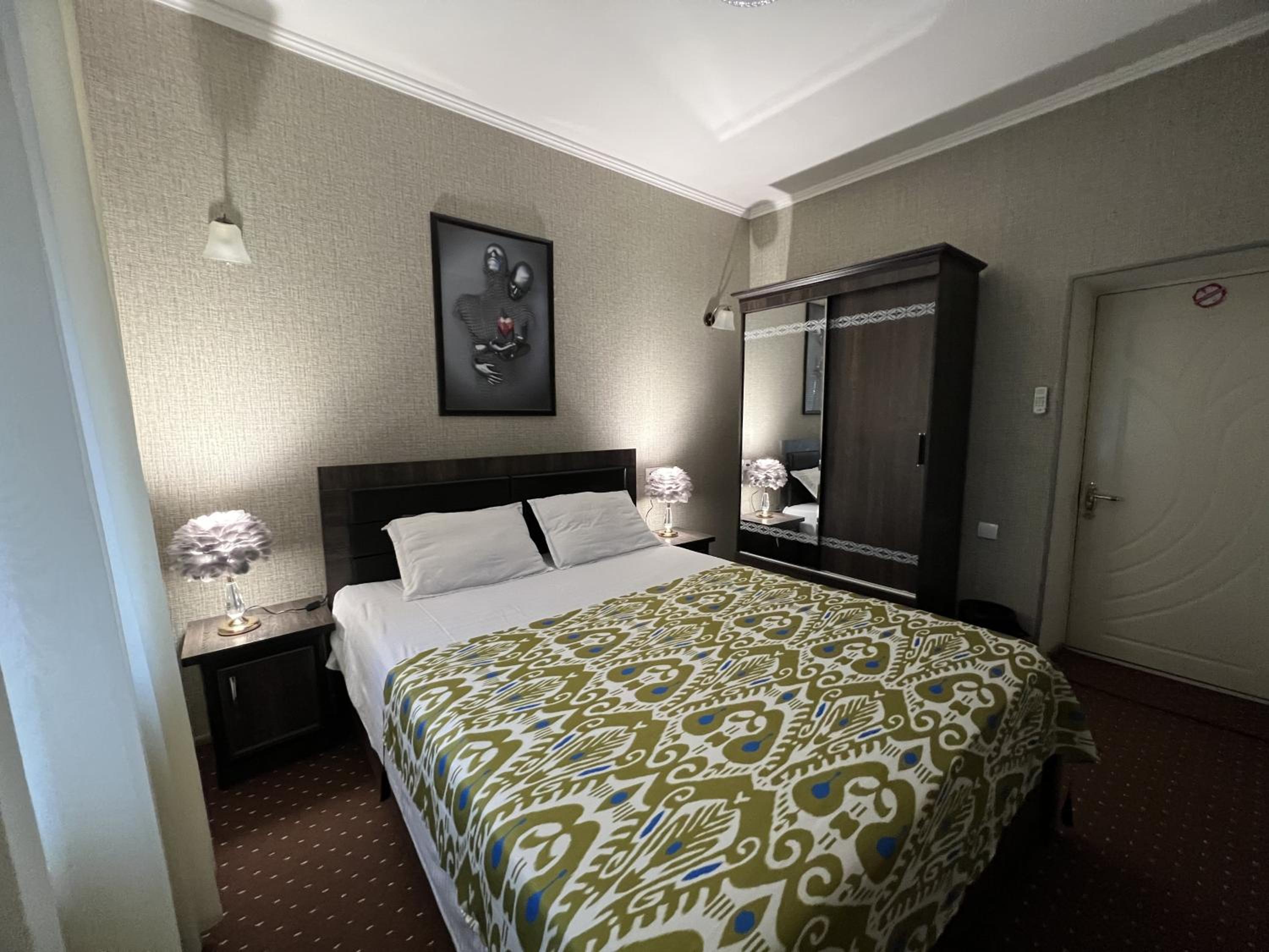 Standard Double Room photo 2