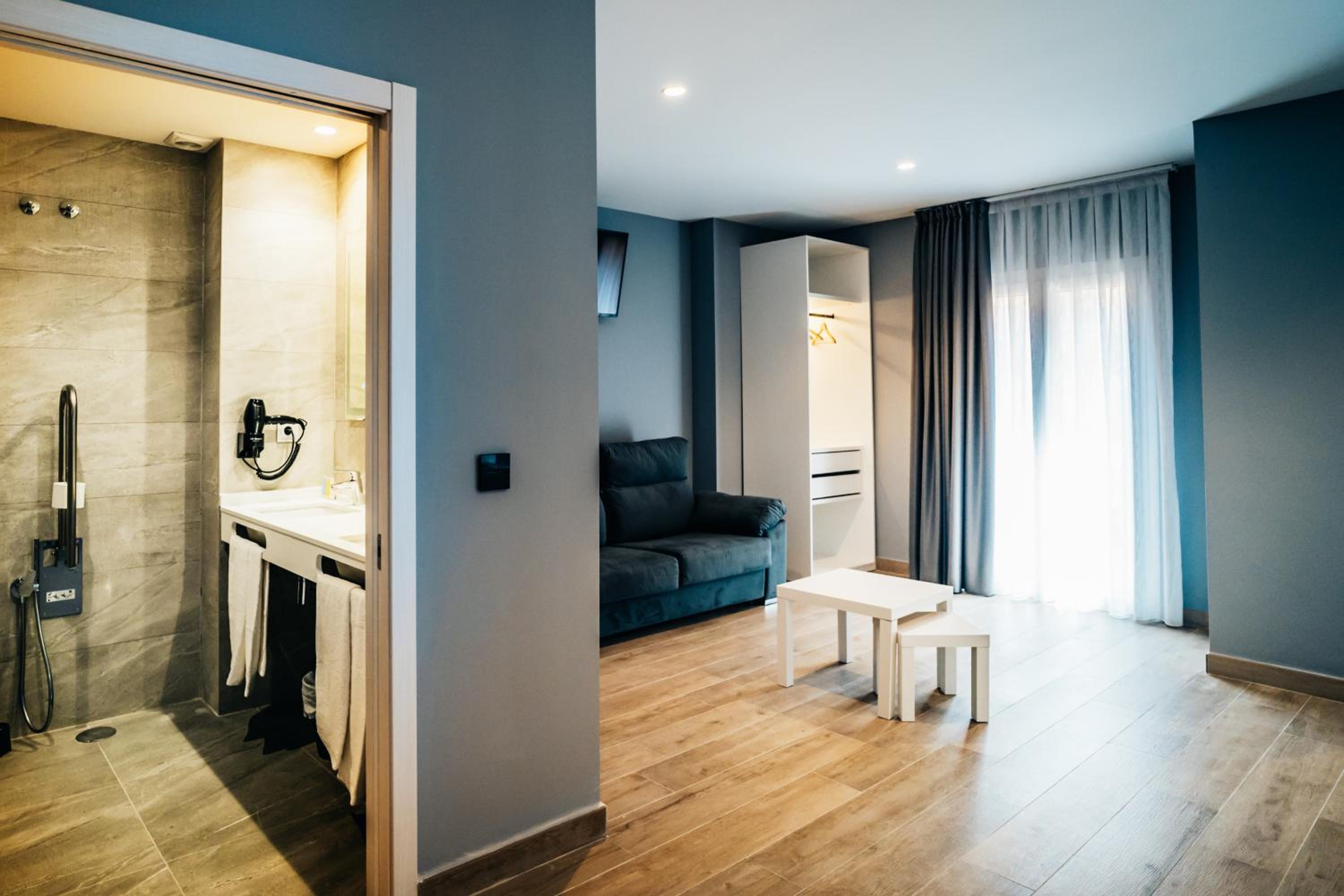 Triple Room photo 2