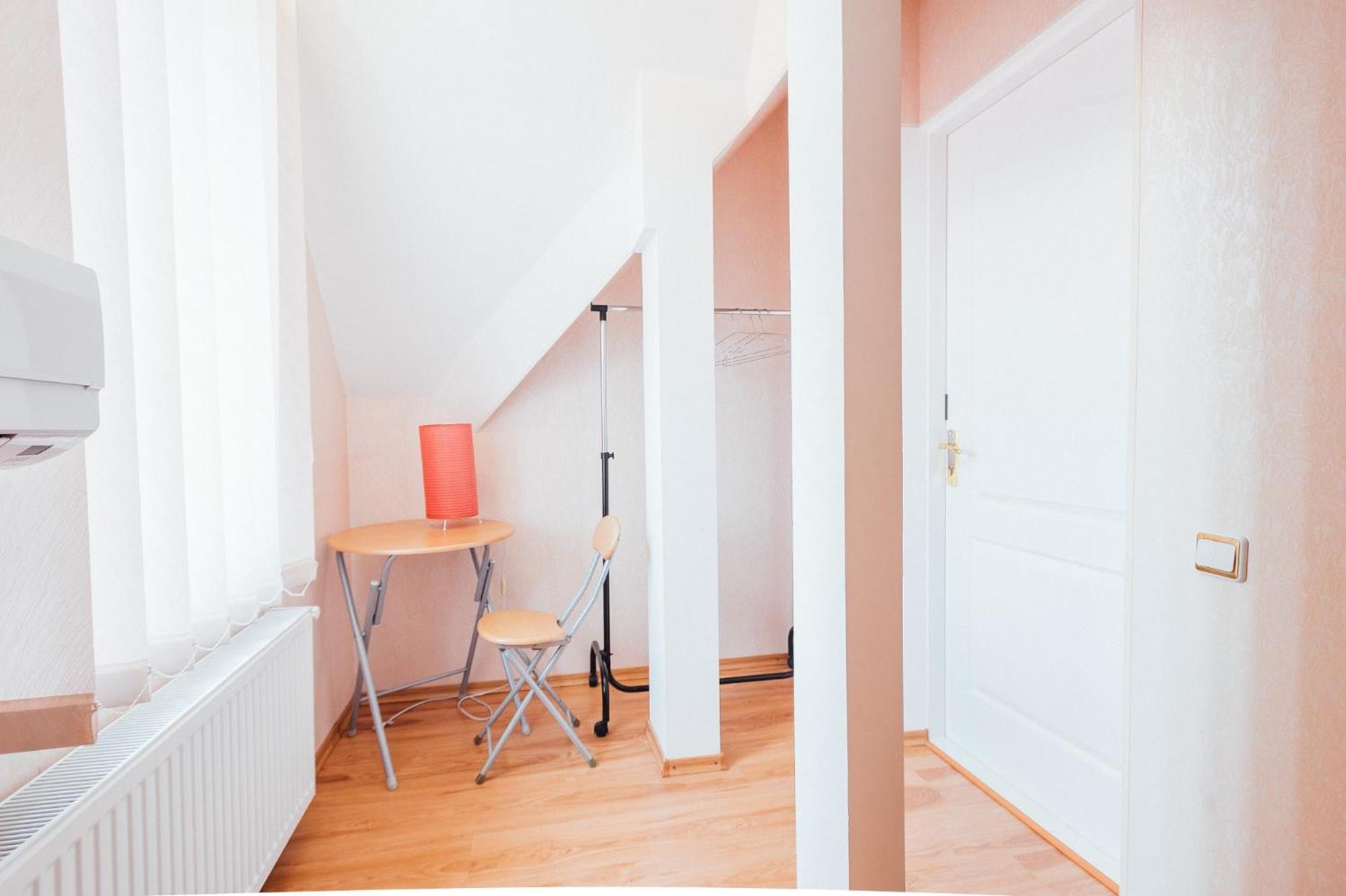 Single Room with Shared Bathroom