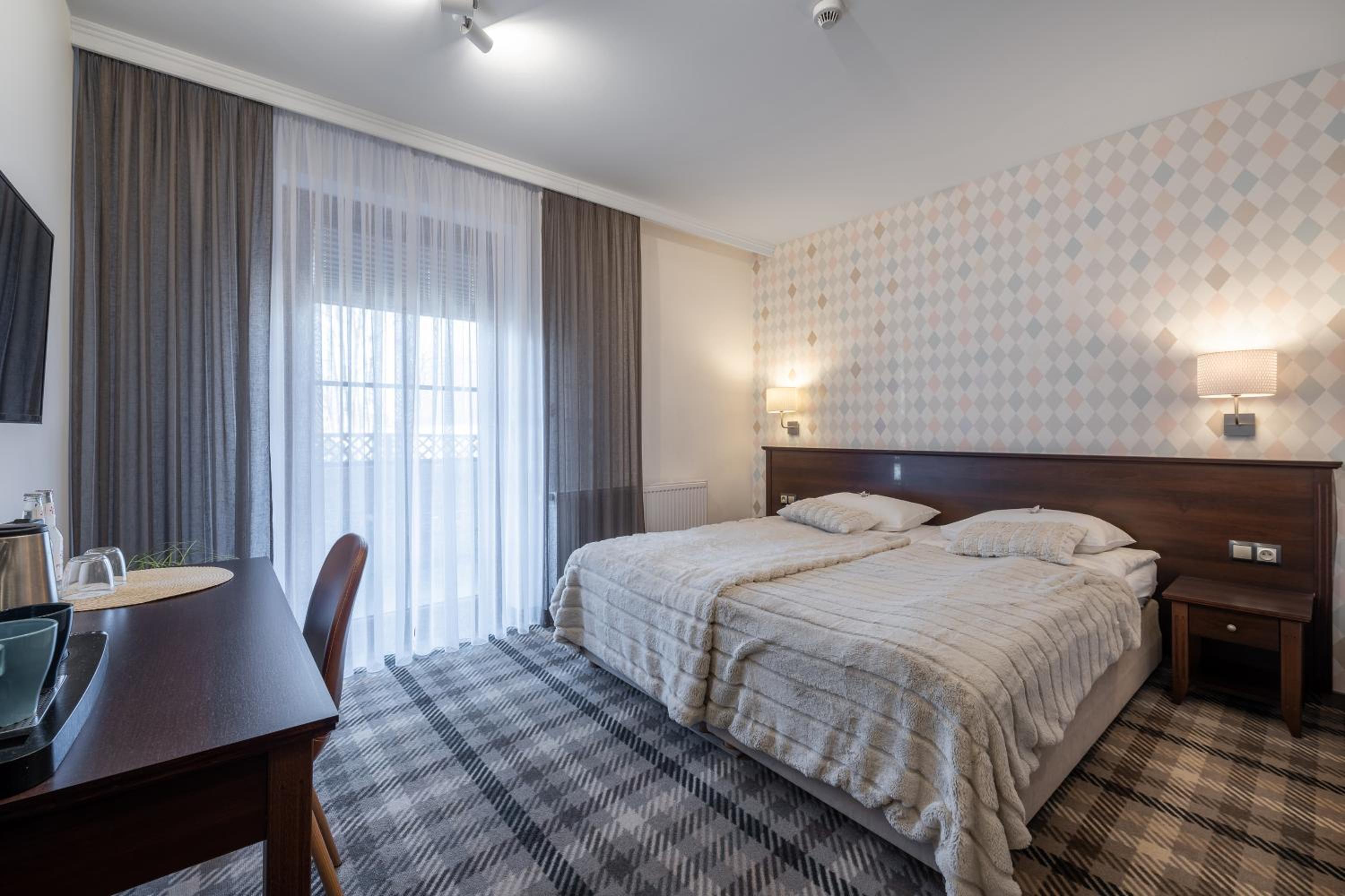 Double or Twin Room with Terrace - Photo 1