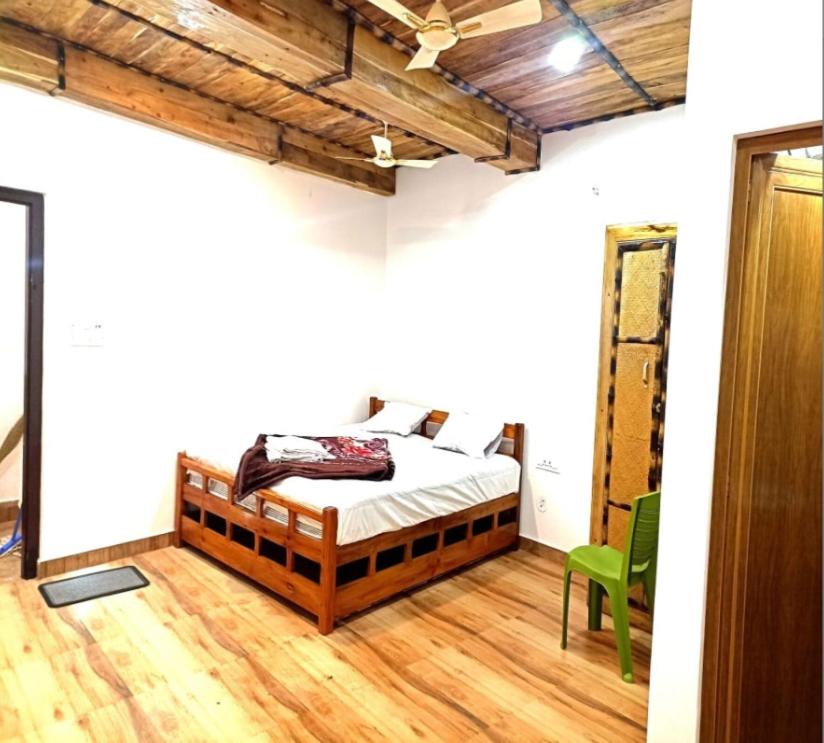 Deluxe King Room photo 3