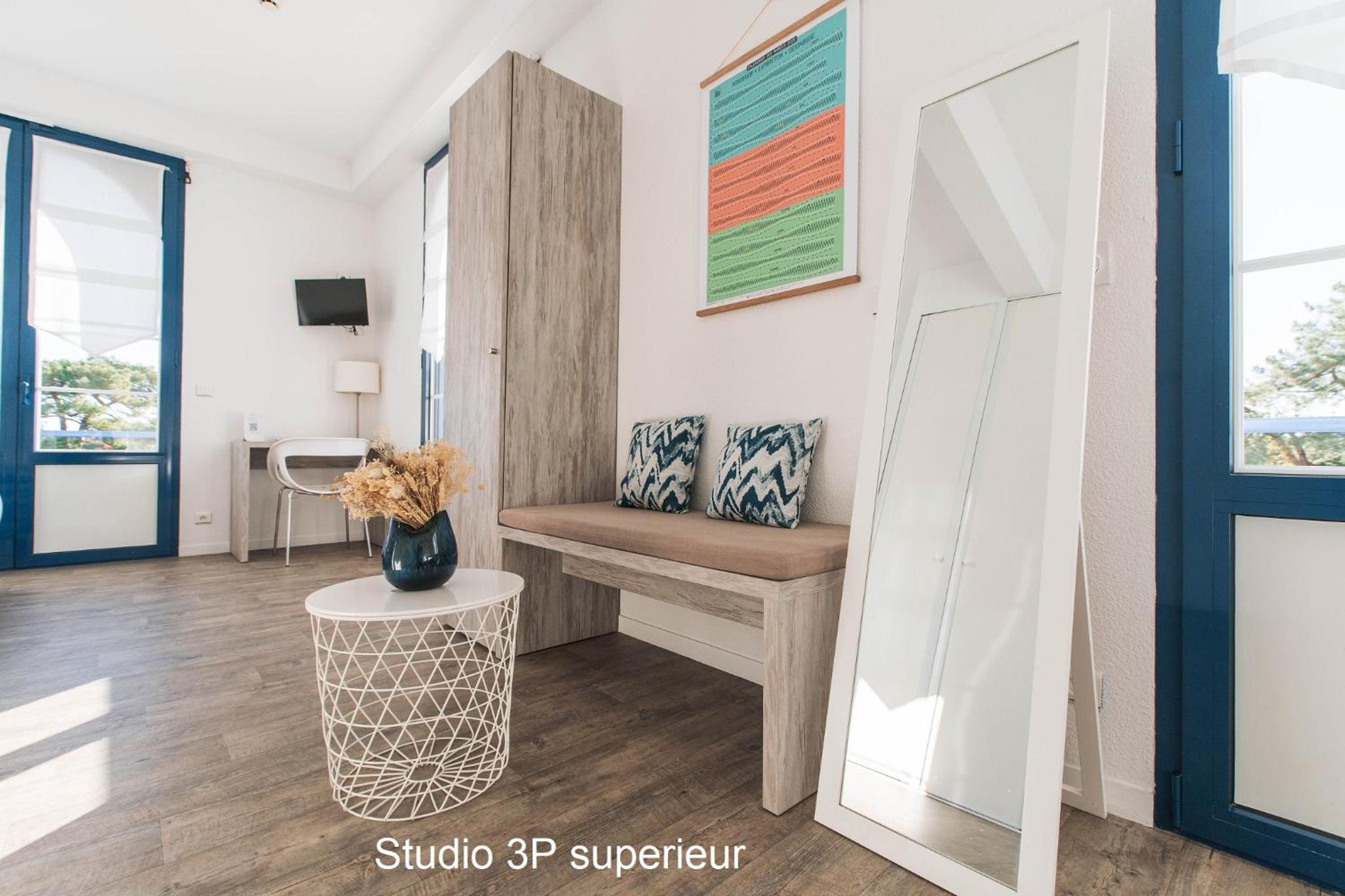 Superior Studio photo 3