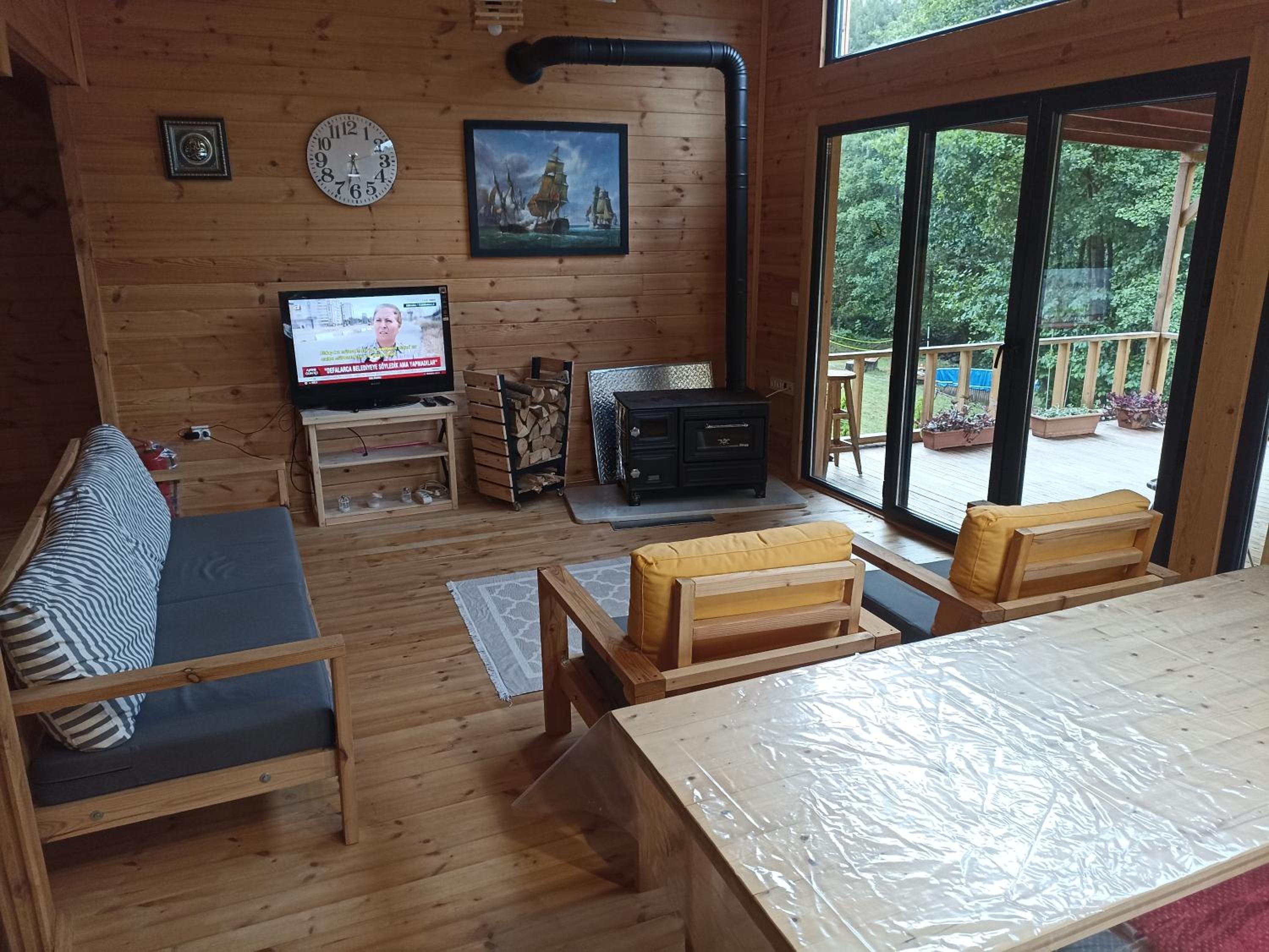Three-Bedroom Chalet photo 1