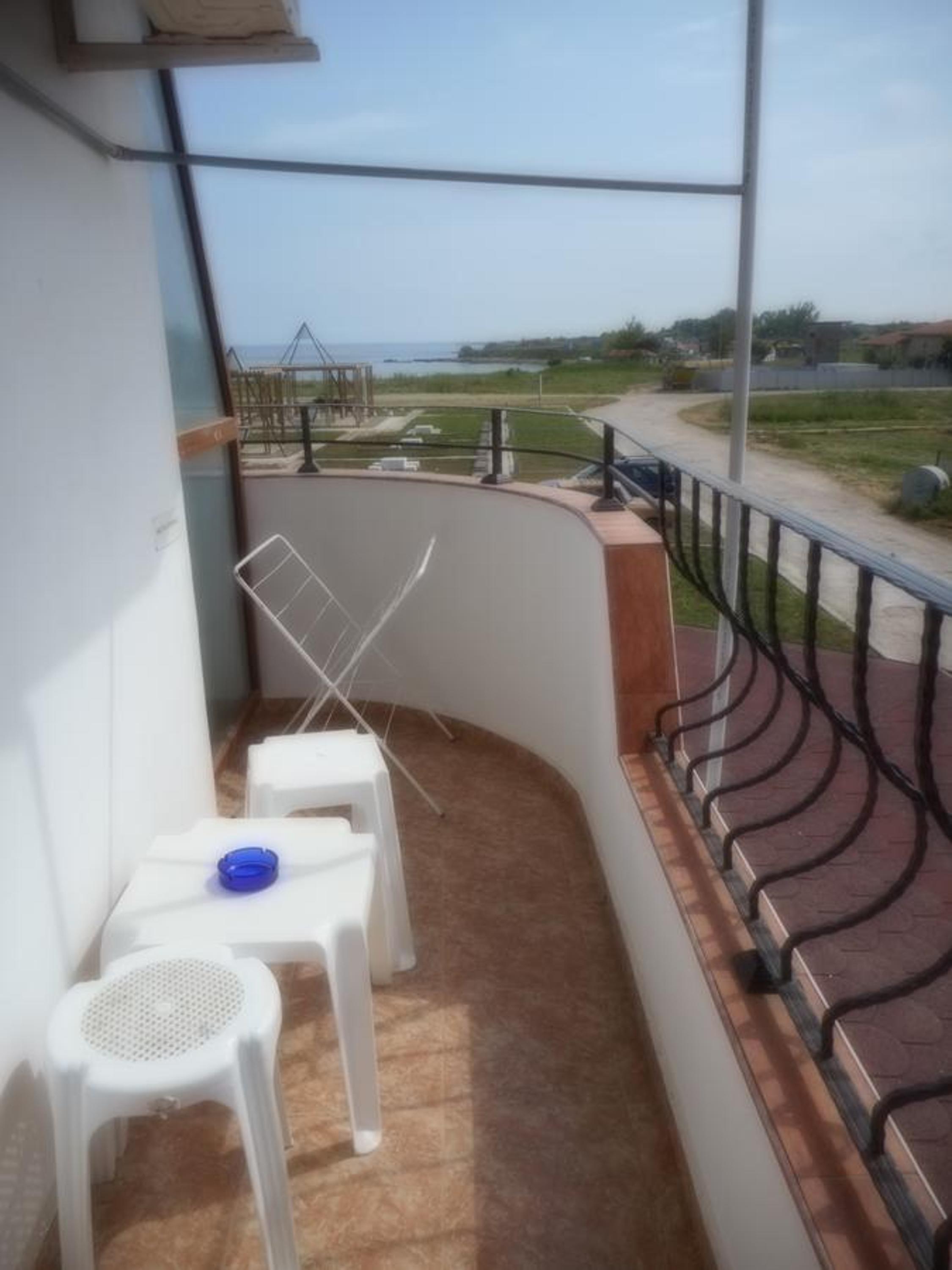 Double Room with Balcony and Sea View photo 3