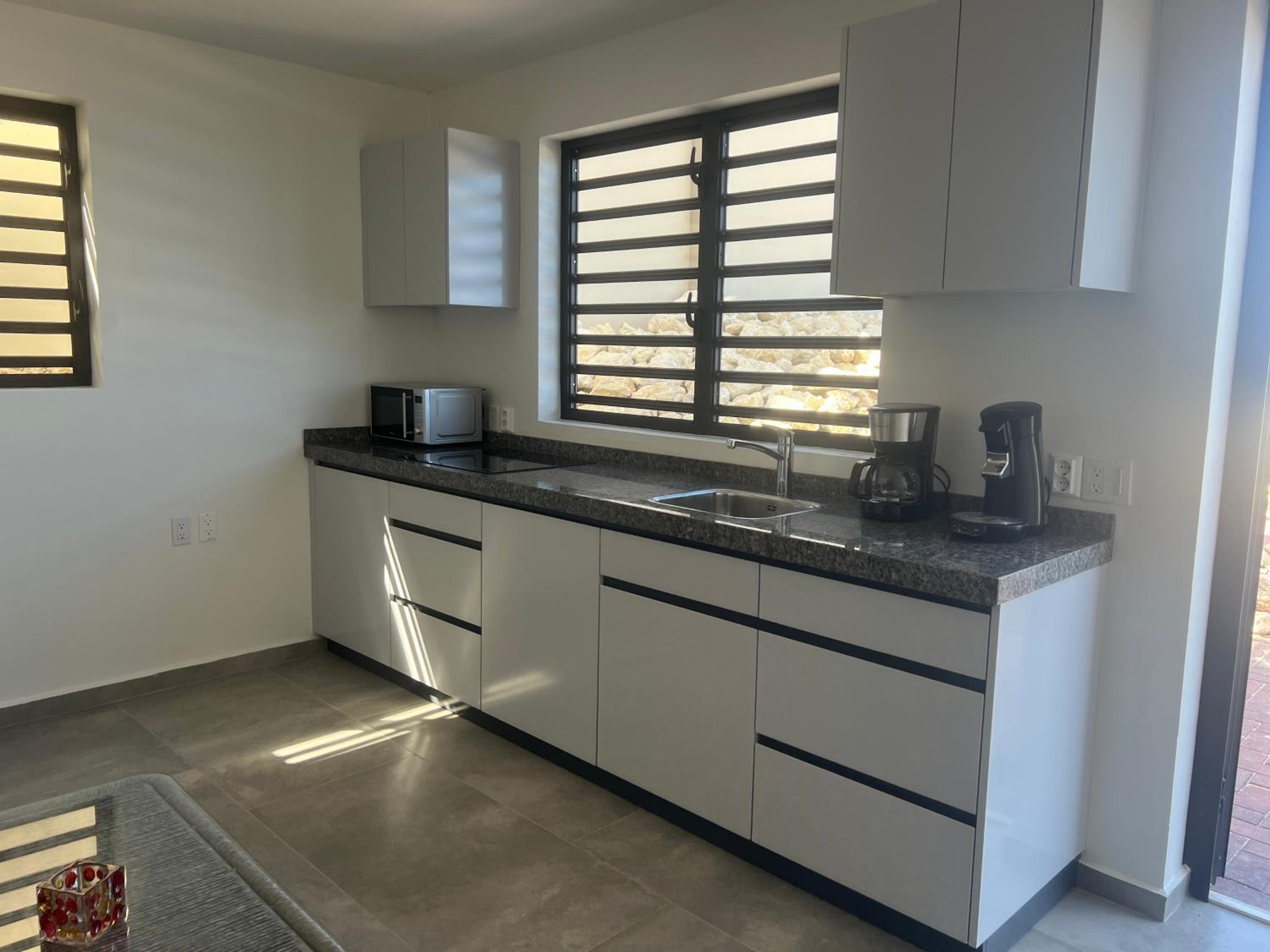 Studio Apartment photo 3