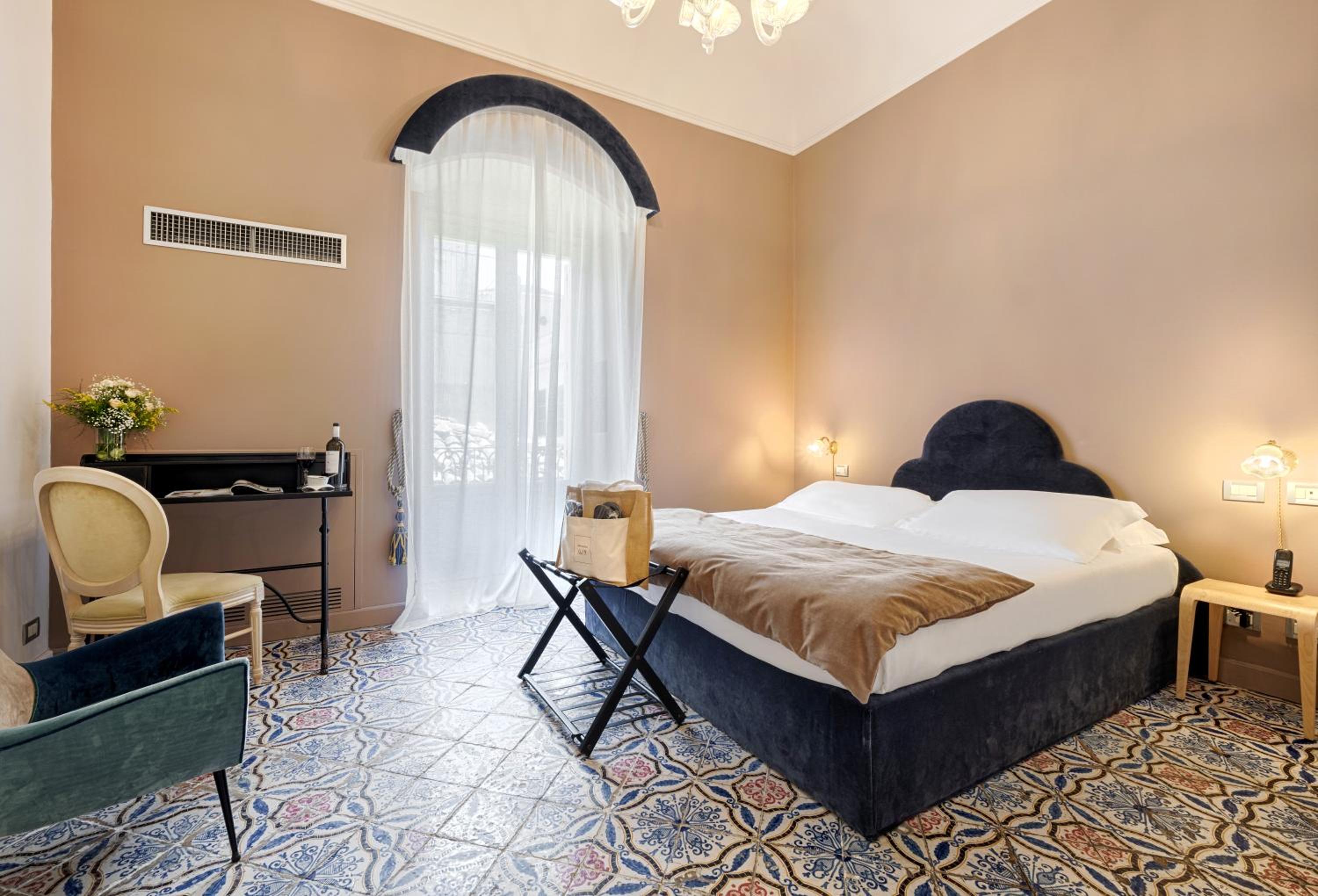 Deluxe Double Room - Photo 5
